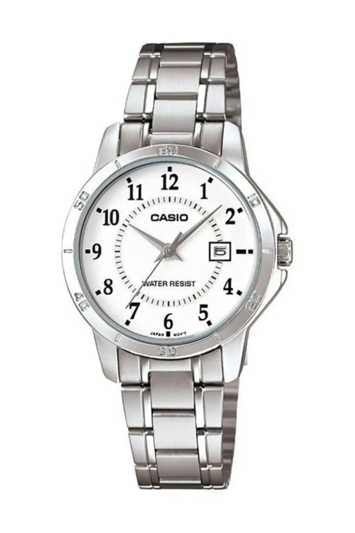 Casio LTP-V004D-7BUDF ve LTP-1303D-7BVDF modellerinin detaylı karşılaştırması 1