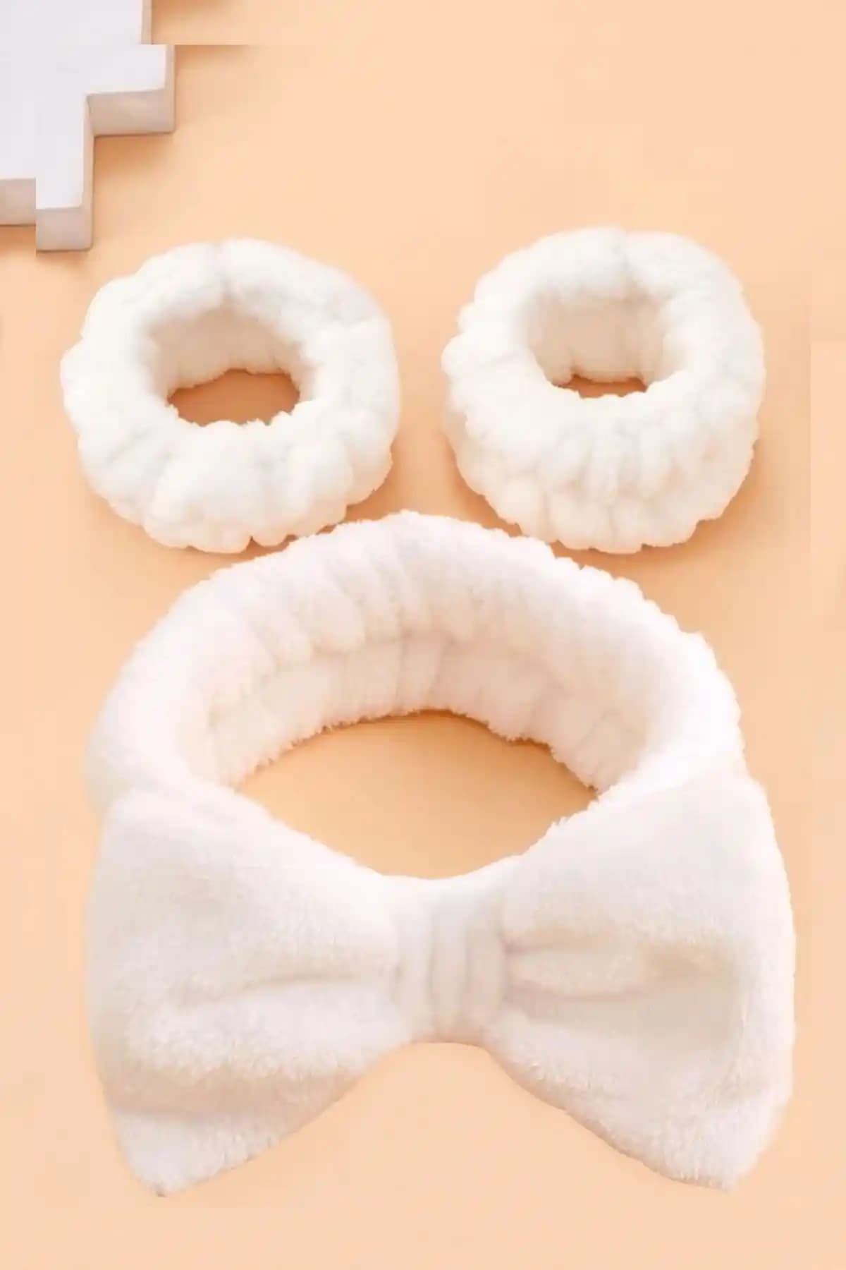 Cilt Bakım ve Makyaj Setleri Karşılaştırması: Hangi Ürün Sizin İçin Daha Uygun