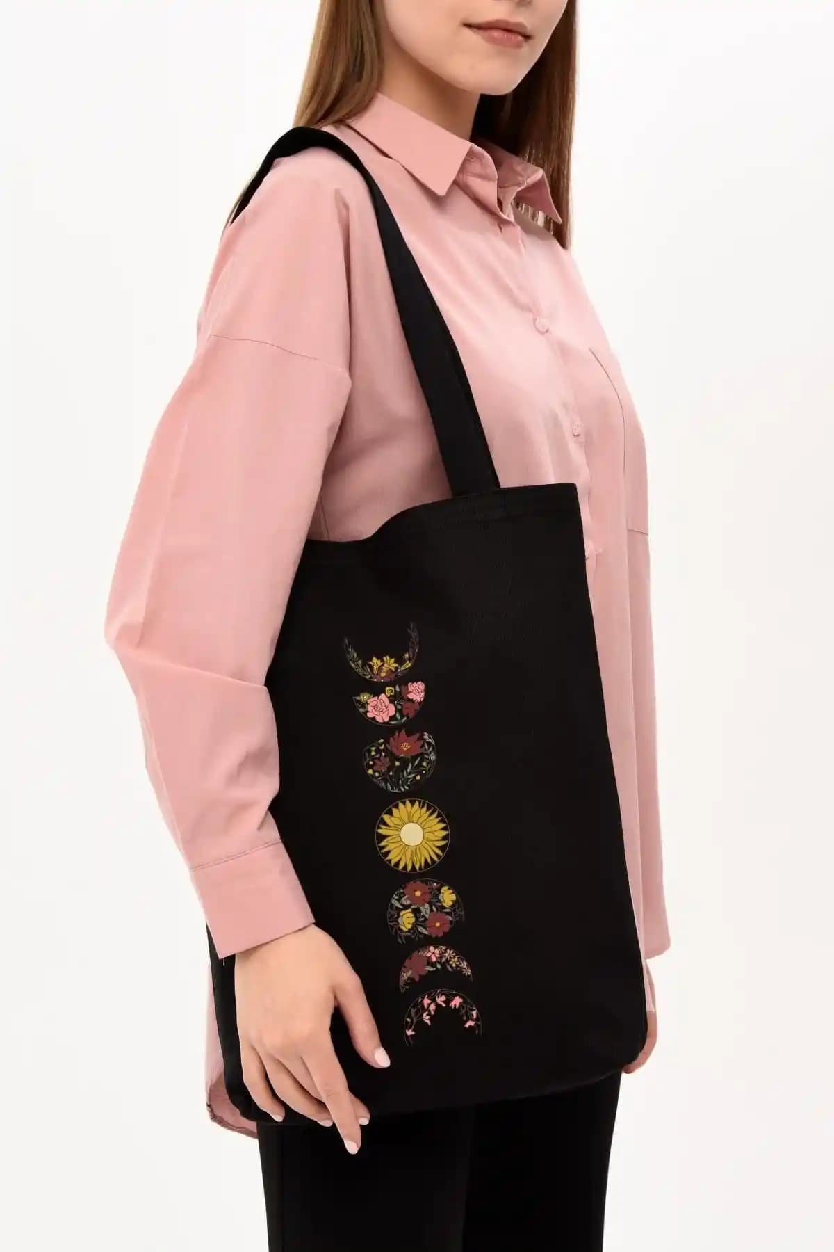 Çınar Bez Çanta Siyah Kanvas Yarım Ay Baskılı Günlük Şık ve Dayanıklı Tasarım