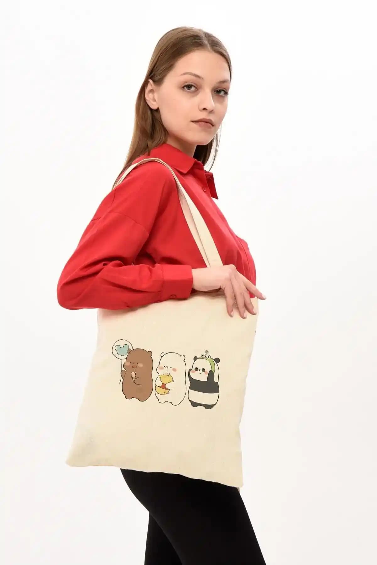 Çınar Bez Çanta ve Daystore Strawberry Fields Karşılaştırması: Hangi Bez Çanta Daha İyi