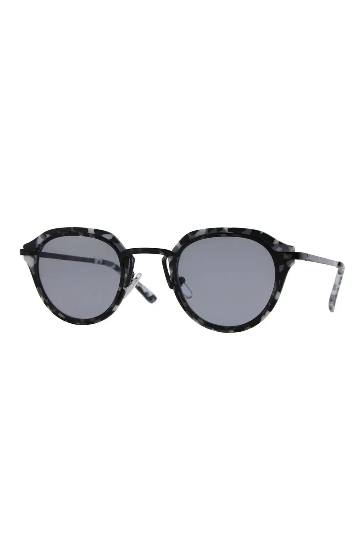 CLAES Nested Beyaz Metal Unisex Güneş Gözlüğü Şıklık ve İşlevsellik Bir Arada