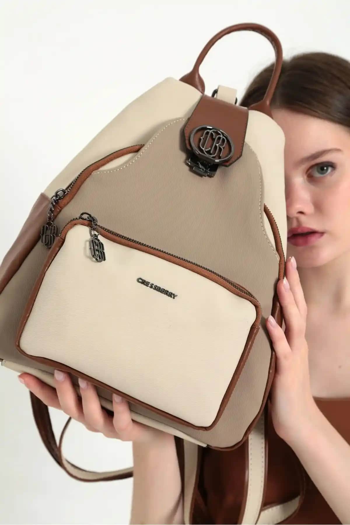 CRESSBERRY Sırt Çantası ile Lucky Bees Kadın Çanta Karşılaştırması