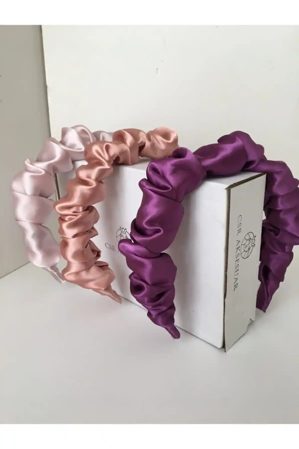 CSR Aksesuar 3'lü Saten Taç Seti Lavanta Serisi Estetik ve Çok Yönlü Kullanım İmkanı