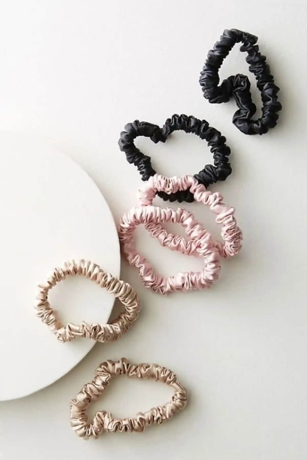 CSR AKSESUAR Kadın 3'lü Saten Bilek Lastik Toka Seti Şıklık ve Fonksiyonellik Bir Arada