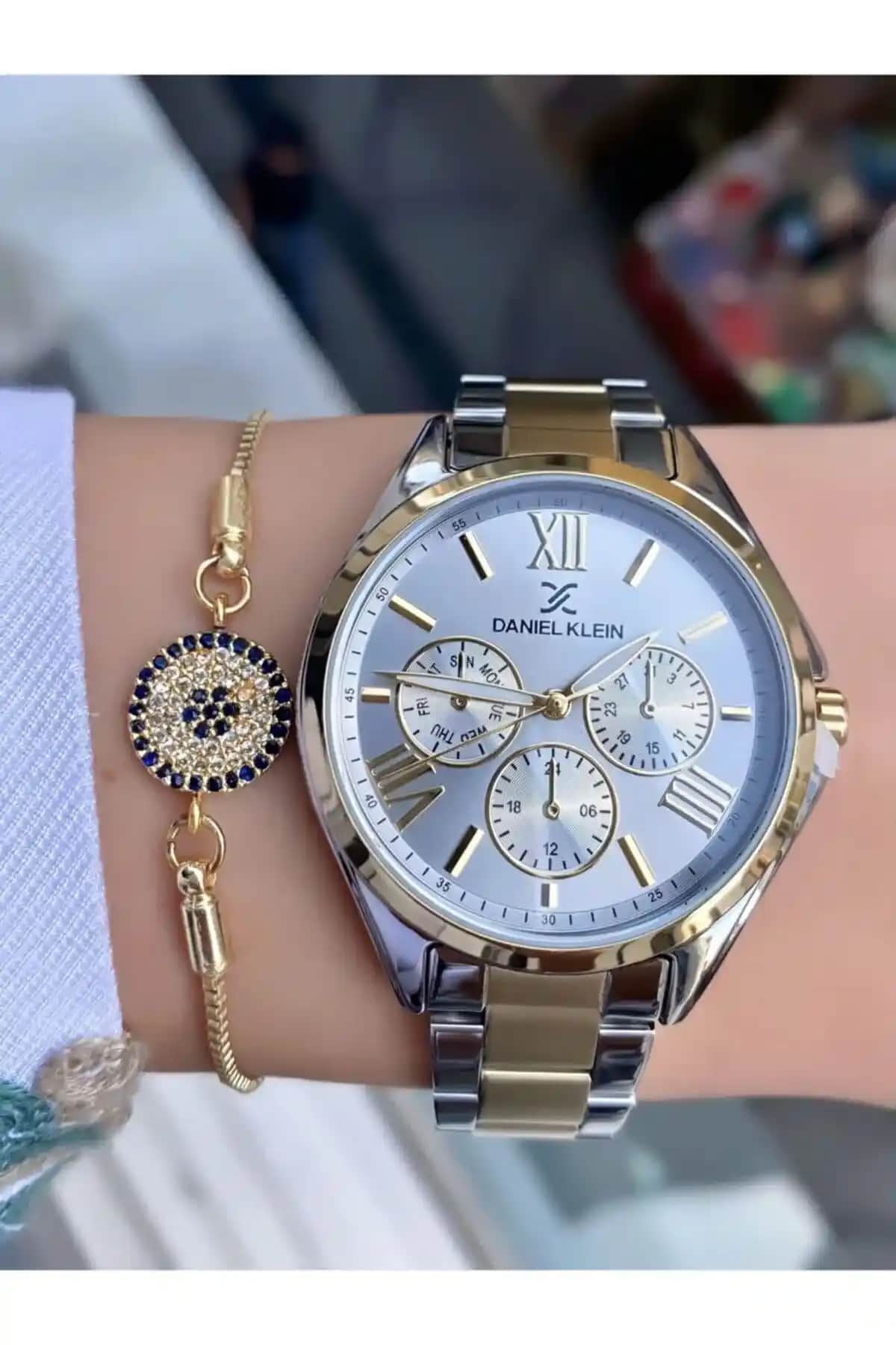 Daniel Klein Kadın Kadın Kol Saati ve Bileklik Seti Modern Şıklık ve Dayanıklılık Sunar