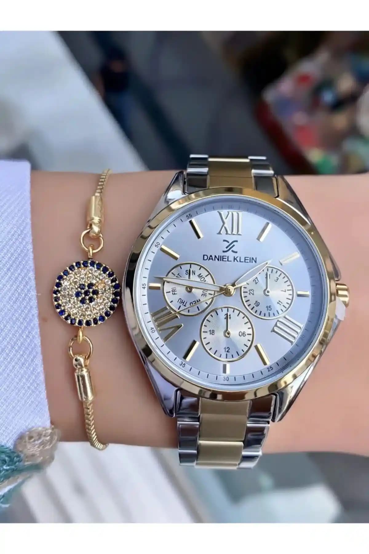 Daniel Klein Kadın Kadın Kol Saati ve Bileklik Seti Modern Şıklık ve Dayanıklılık Sunar
