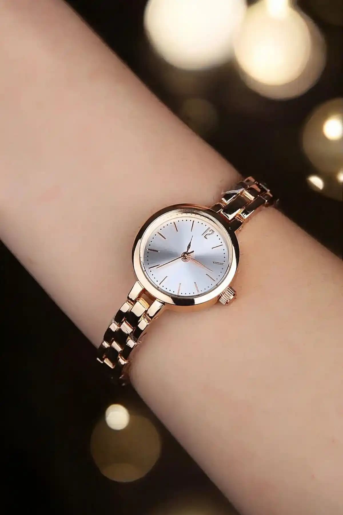 DARK BLANC Rose Gold Minimal Kol Saati Şıklık ve Zarafetin Modern Buluşması