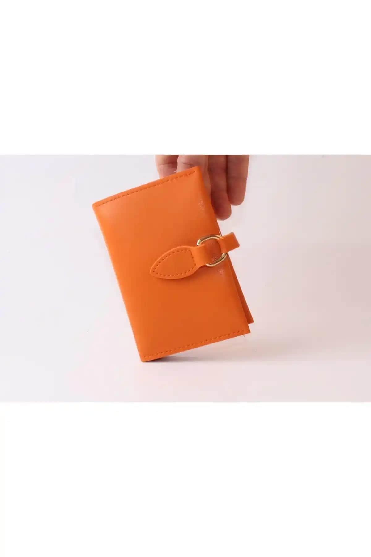 Dericom ve NakshiStore Cüzdan Karşılaştırması: Hangi Model İhtiyaçlarınıza Uygun