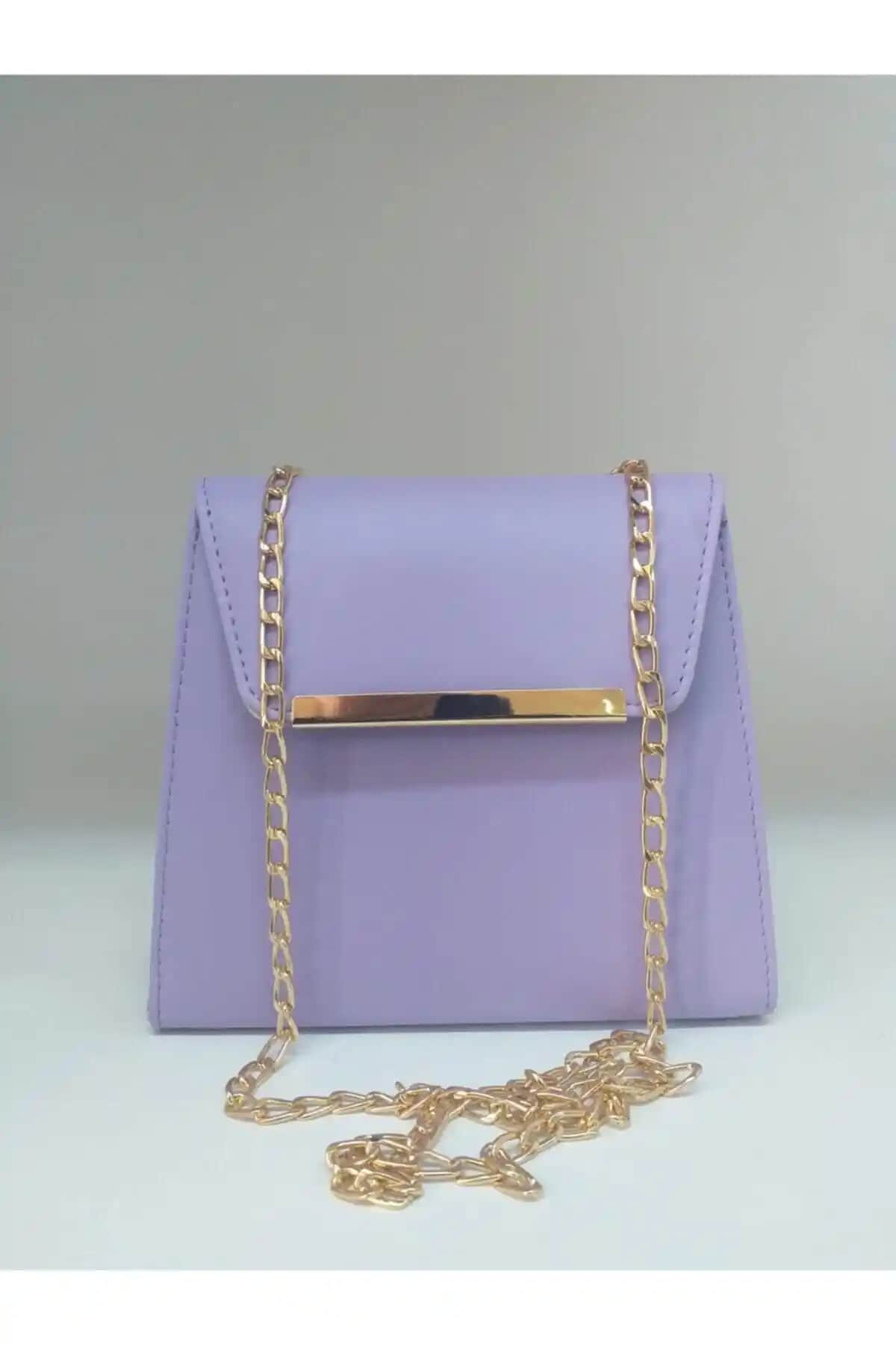 DizaynBag Kadın Zincir Askılı Çanta: Şıklık ve Fonksiyonellik Bir Arada