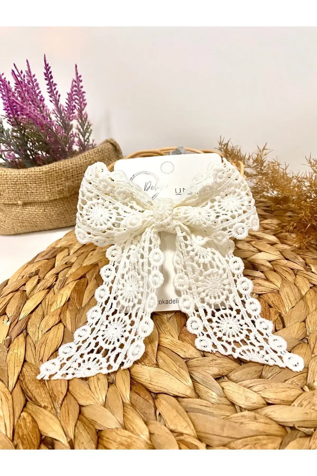 El Yapımı Romantik Kadın Dantel ve Fiyonk Toka Karşılaştırması 1