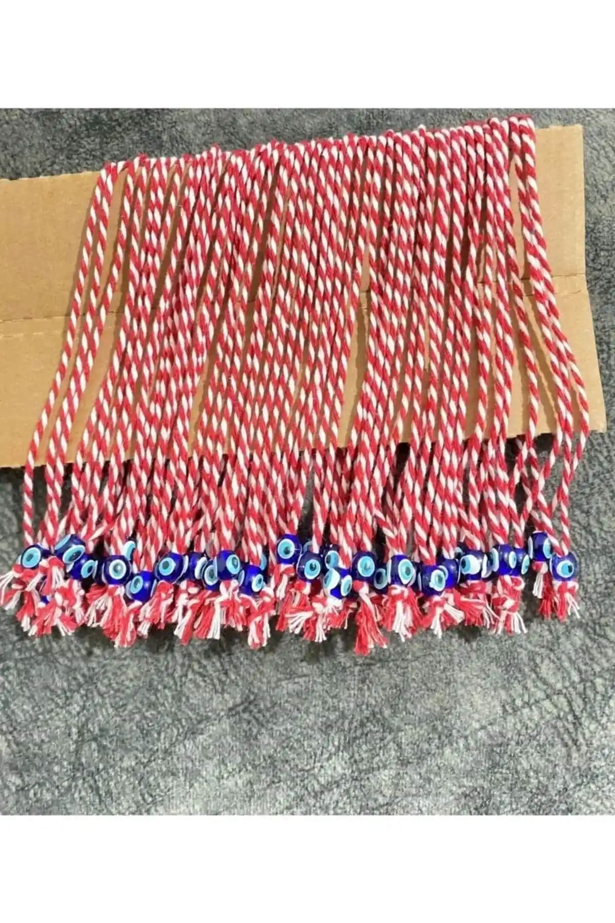 ELESAY BUTİK ve Pearly Handmade Marteniçka Bileklikleri Karşılaştırması