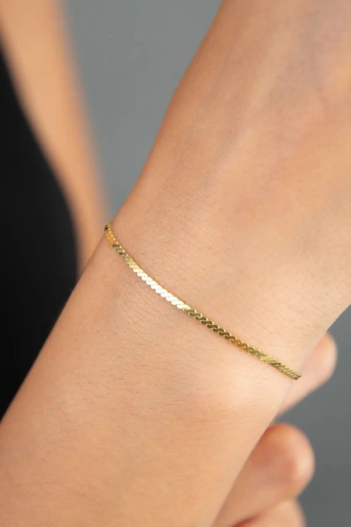 Elika Silver Kadın Tilki Kuyruğu Model 925 Ayar Gümüş Bileklik: Modern ve Zarif Tasarım