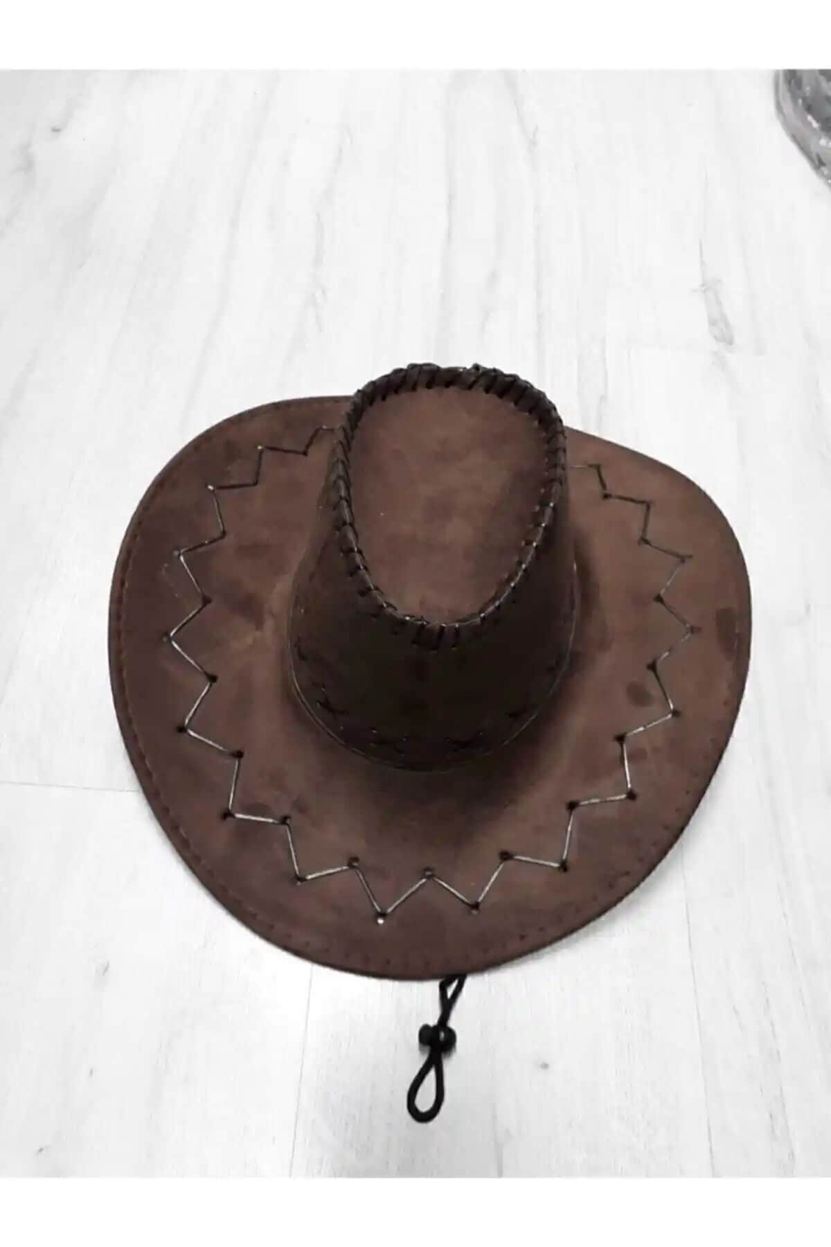 Emirteks Süet ve Mariboro Kovboy Şapkası Karşılaştırması: Hangi Model Sizin İçin Uygun