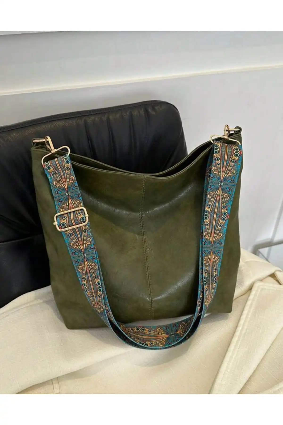 ESTUTE Kadın Günlük Çanta Haki Renk Sade ve Şık Tasarım, Dayanıklı ve Kullanışlı
