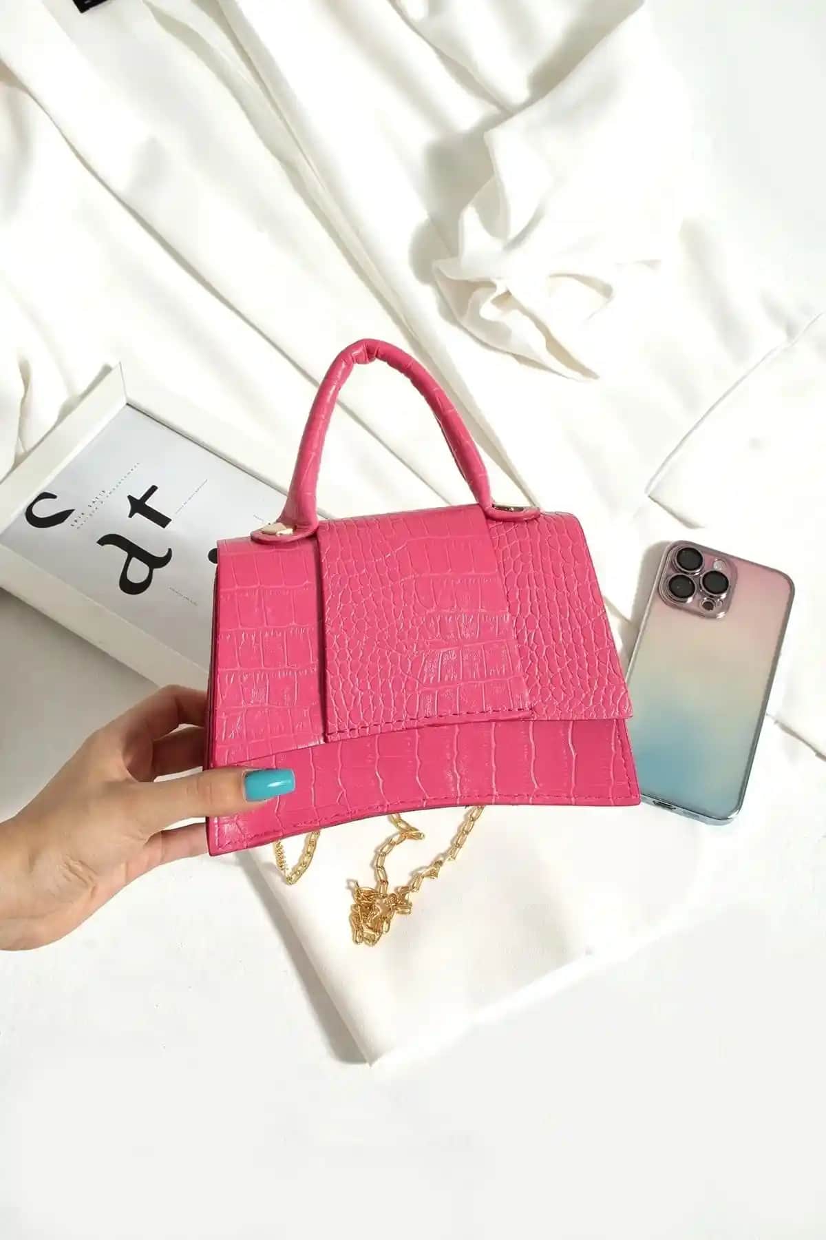 ESTUTE Kadın Mini City Çanta Modern Tasarım ve Çevre Duyarlılığıyla Günlük Şıklık