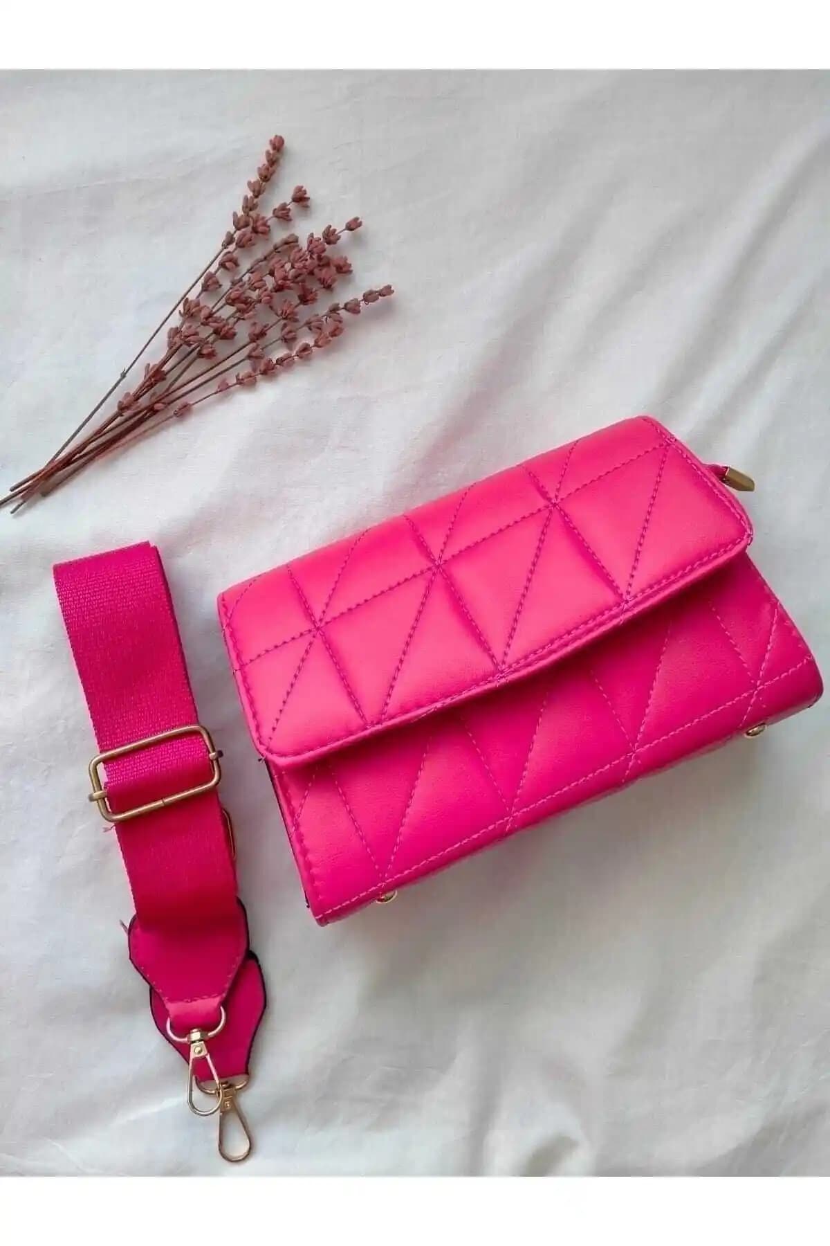 Everglow Jewelry ve Genel Markalar Çantaları Karşılaştırması: Hangi Çanta İhtiyaçlarınıza Uygun