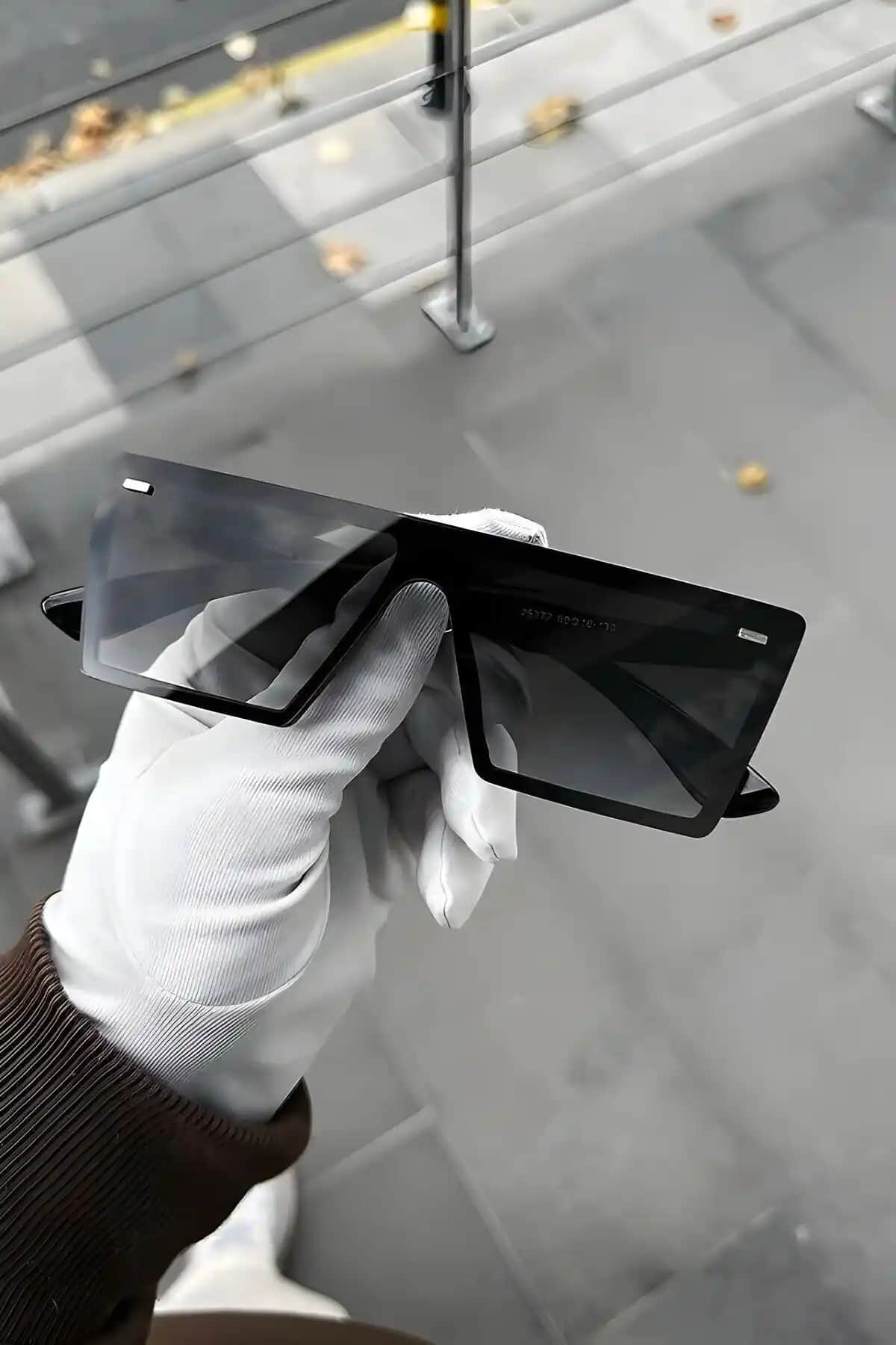 Eyesofia Nati Lüx Siyah Degrade Unisex Güneş Gözlüğü Modern ve Koruyucu Tasarım