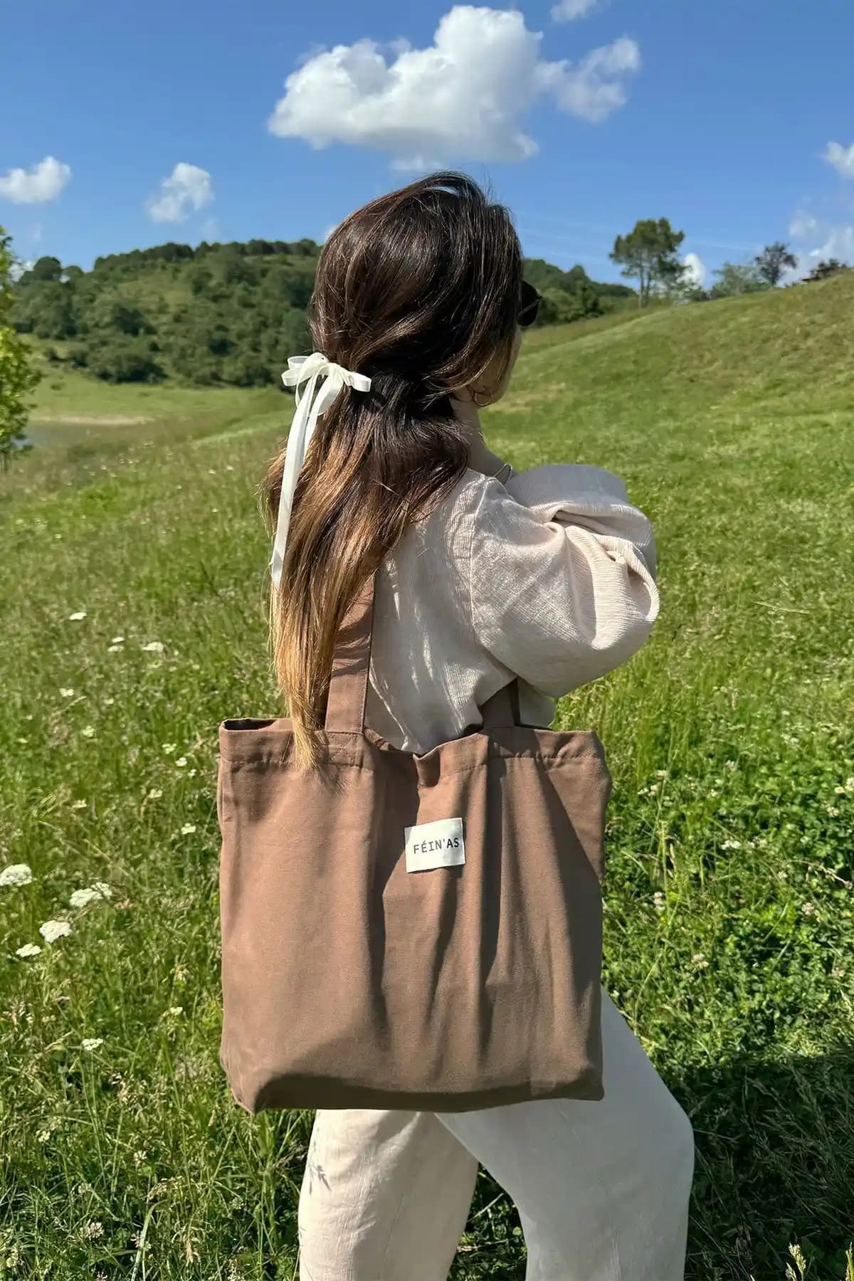 Feinas Kanvas Bez Çanta Vizon Renkli Günlük Kullanım İçin Şık ve Dayanıklı Tasarım