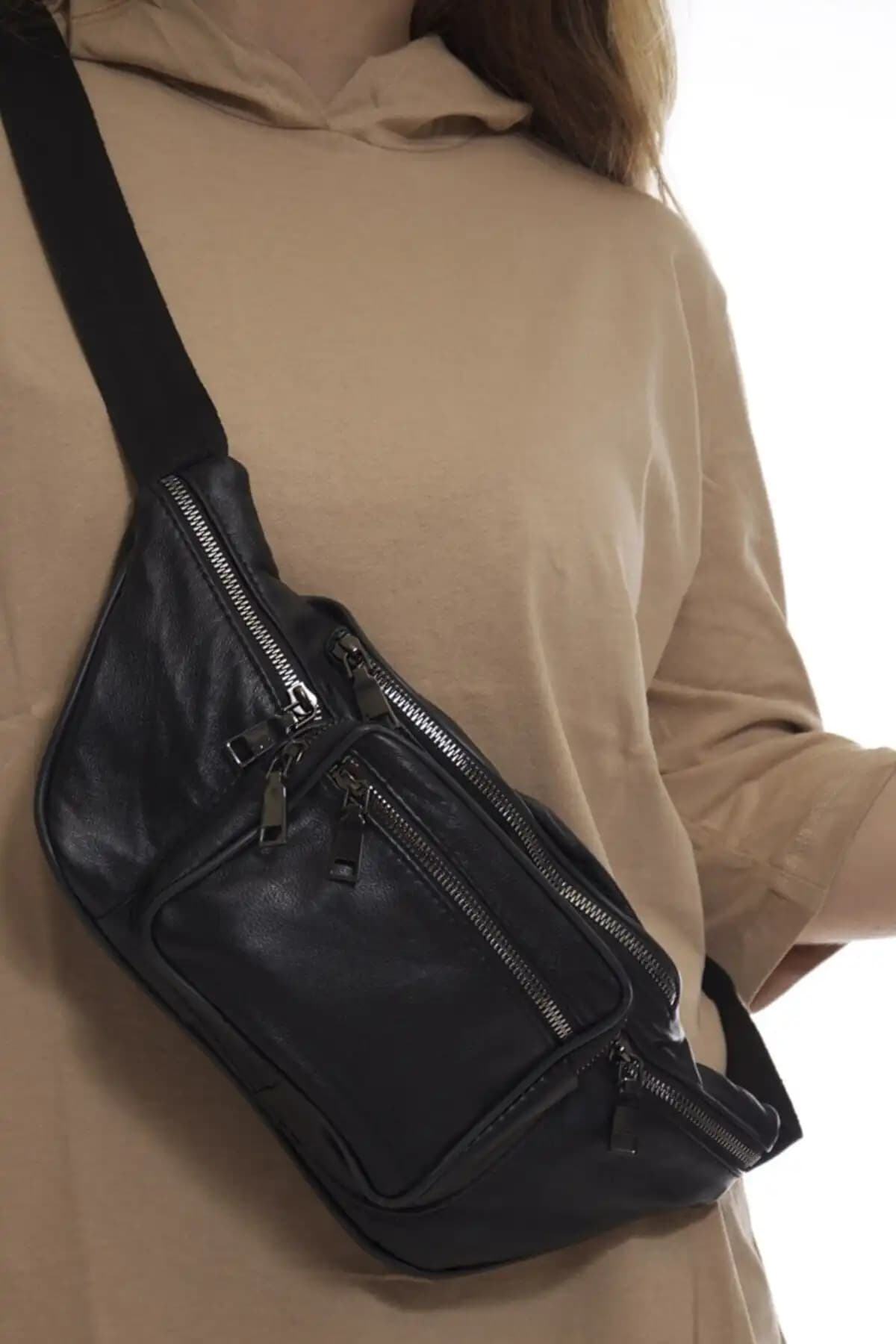 Fossil Kadın Bel Çantası ile NahitaTyana Unisex Hakiki Deri Çanta Karşılaştırması 2