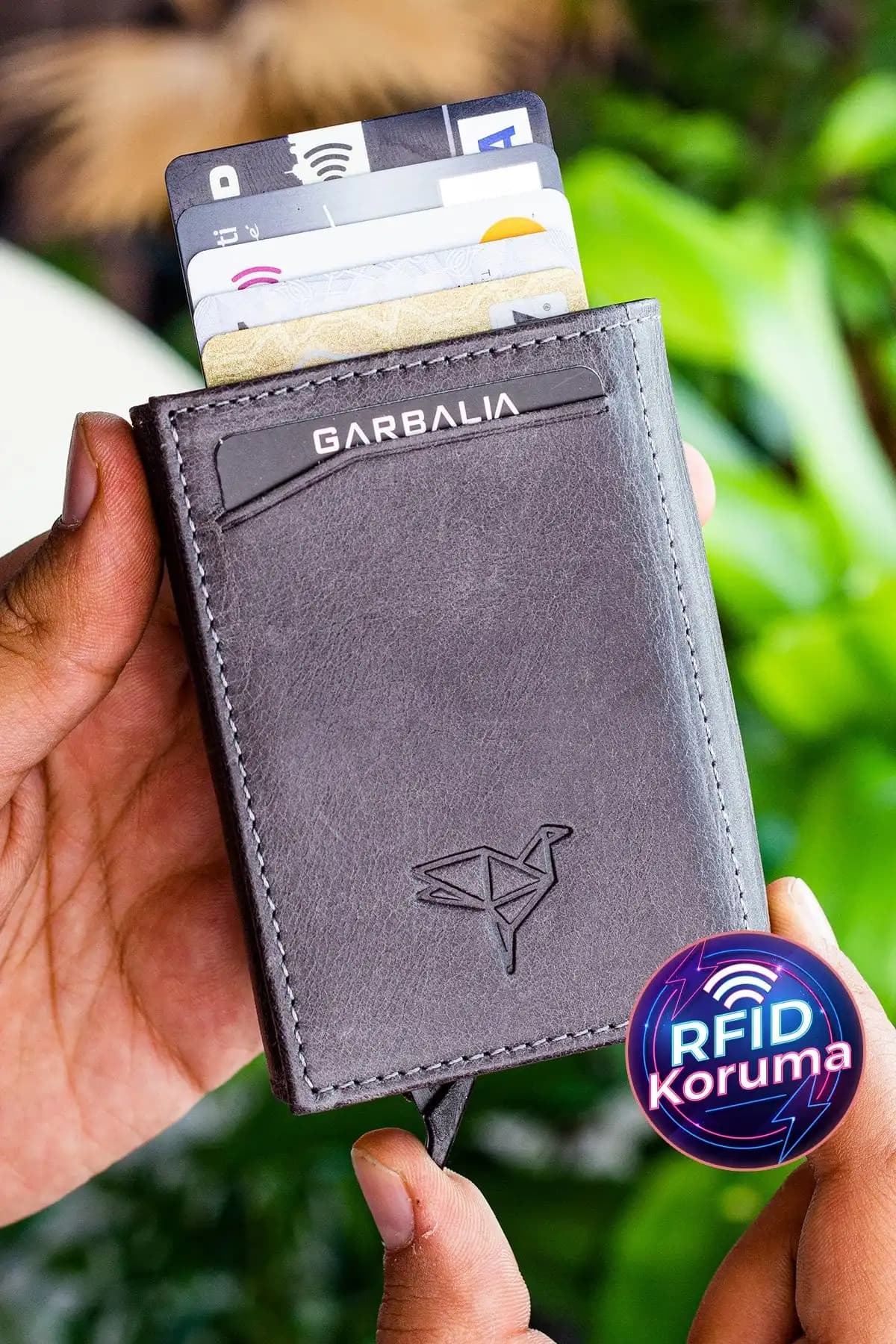 Garbalia Bryant Crazy ve NEWISH POLO ACCESSORIES Kartlık Cüzdan Karşılaştırması 1