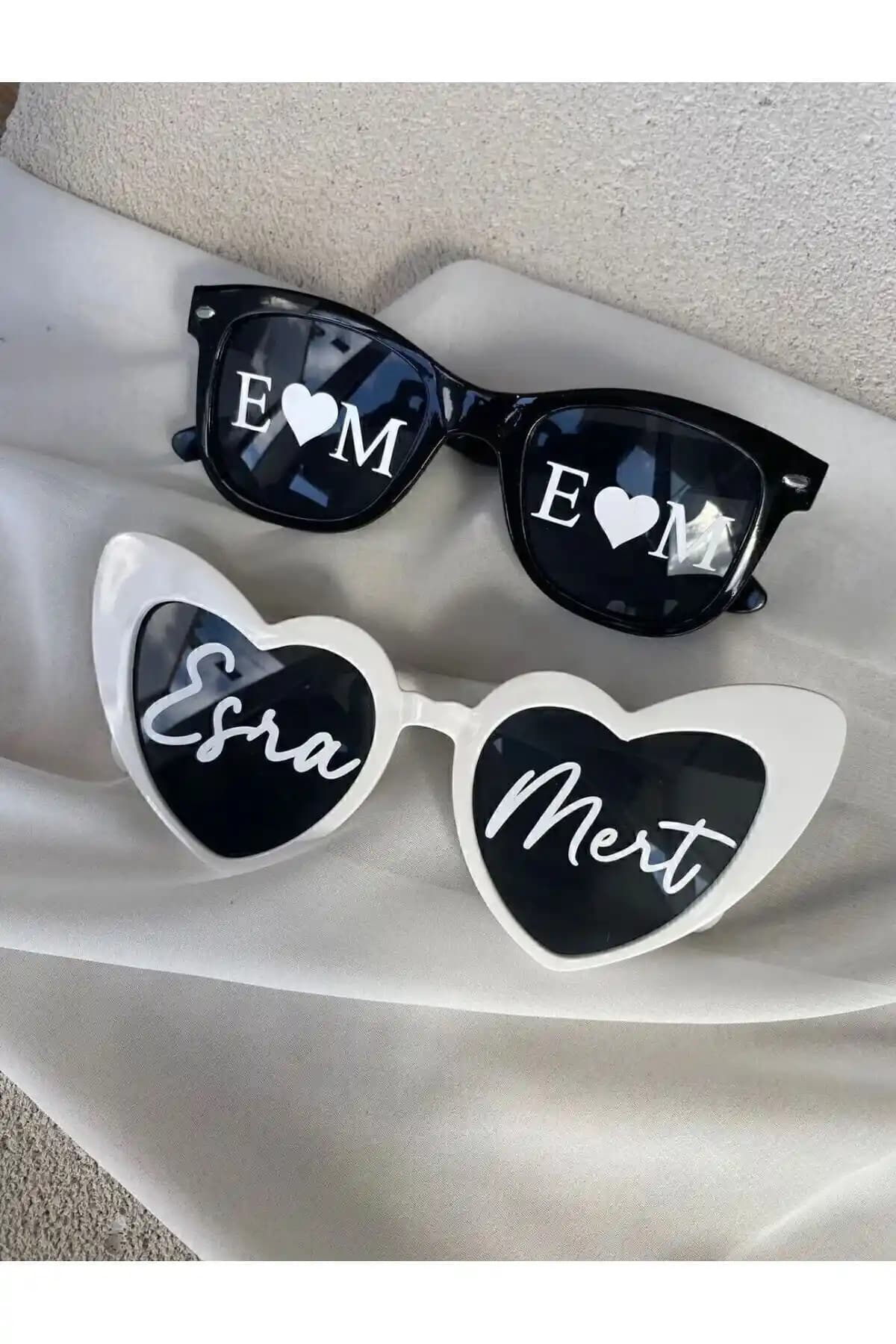 Gelin Damat İçin Kalpli Çift Gözlük Seti Yüksek Kalite ve Şık Tasarım Özellikleri