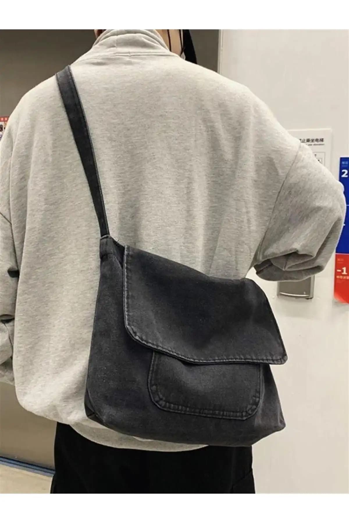 Gofeel Vintage ve Toum Harajuku Postacı Çantaları Karşılaştırması 1