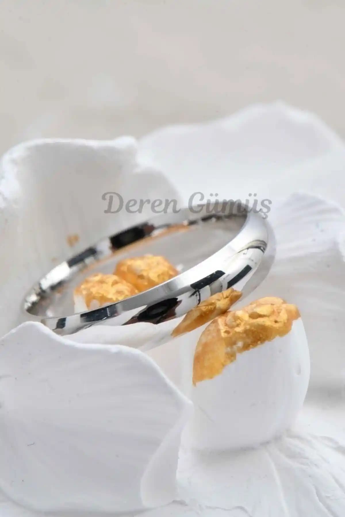 Gümüş Alyans Modelleri Karşılaştırması: Modern ve Klasik Tasarımlar