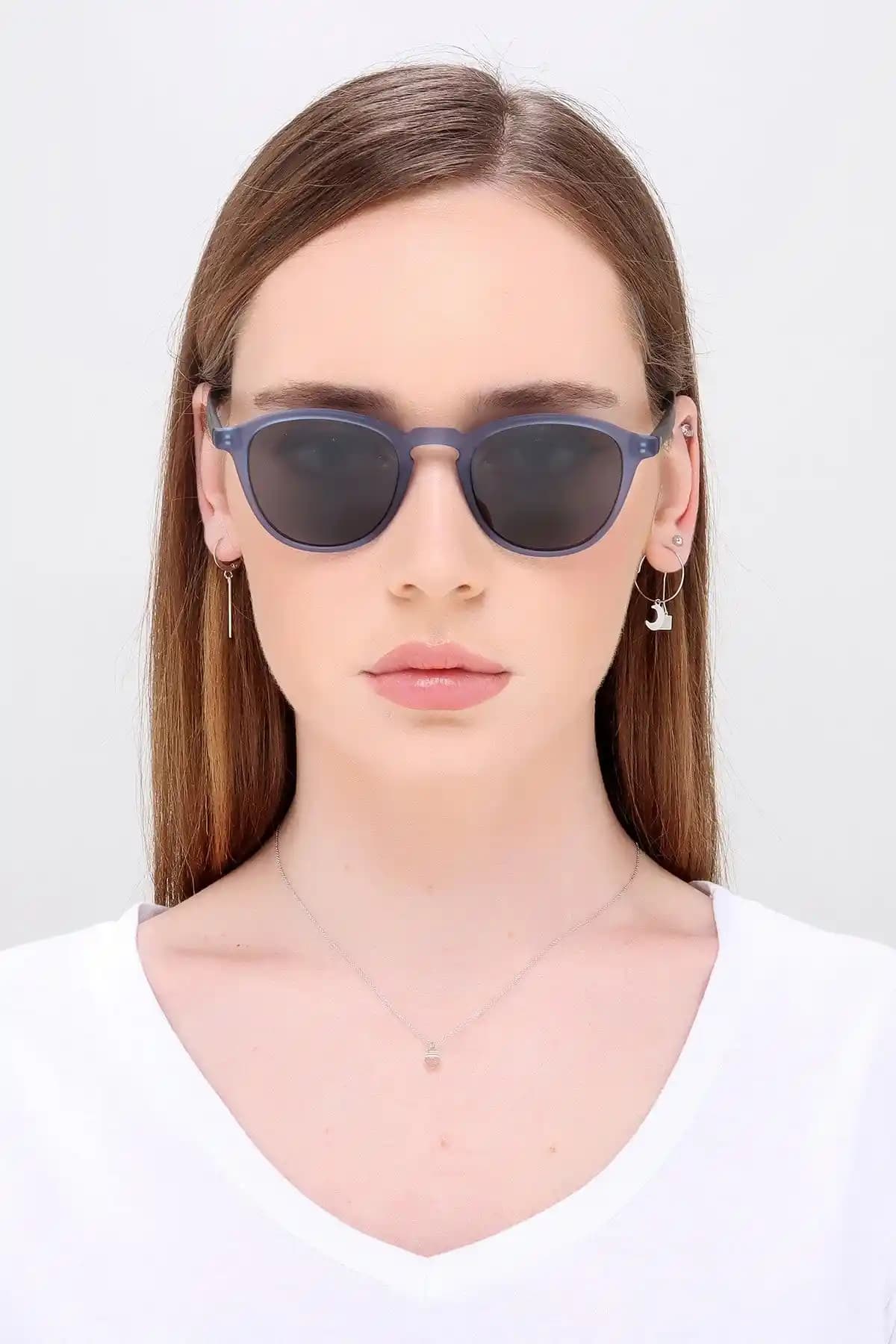 Güneş Gözlüğü Karşılaştırması: Affair Et305 C029 ve Angel Eyes AE2049C1 Modelleri