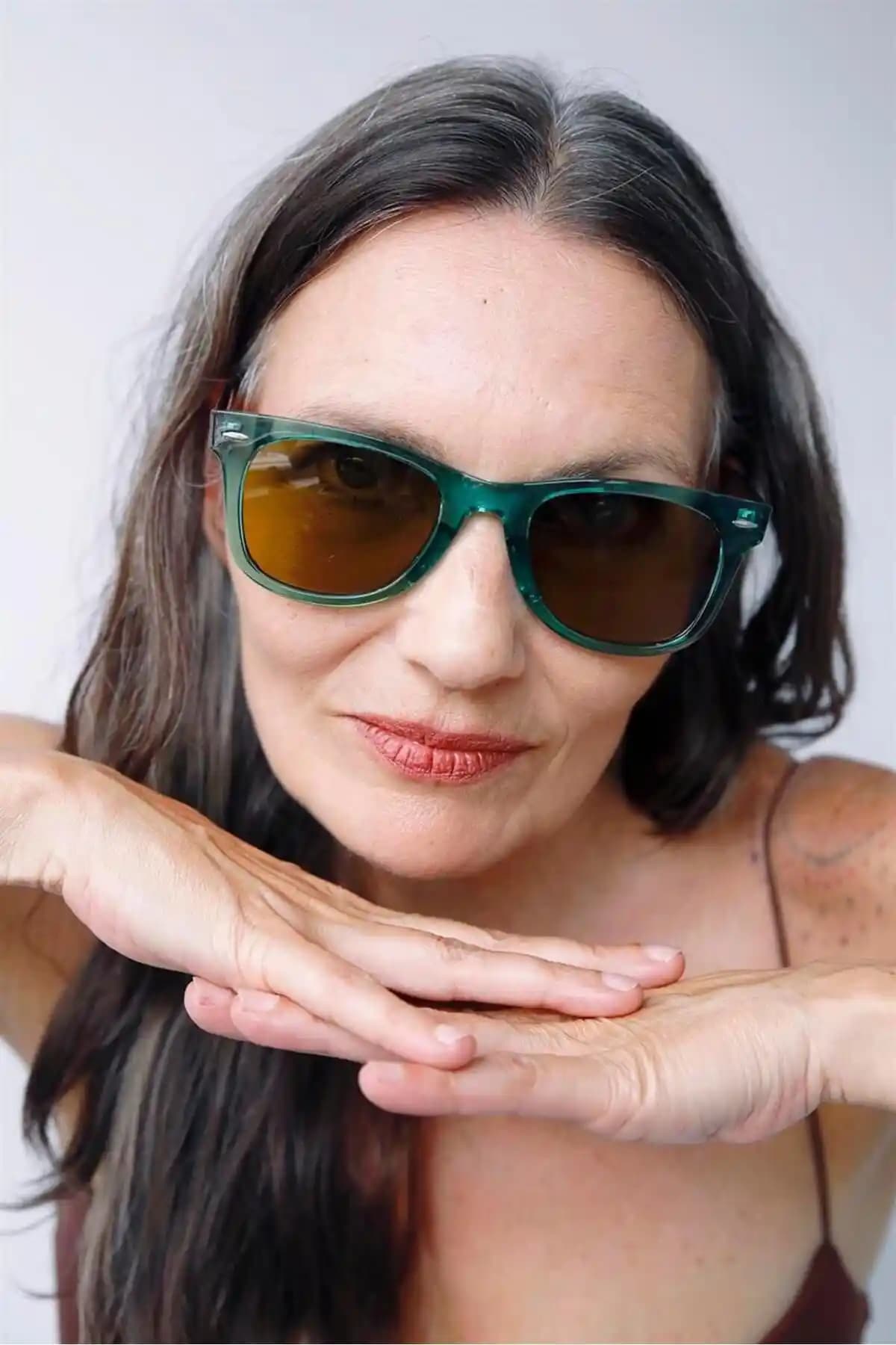 Güneş Gözlüğü Karşılaştırması Bilge Karga Jack ve Donetto Liya Ürünleri