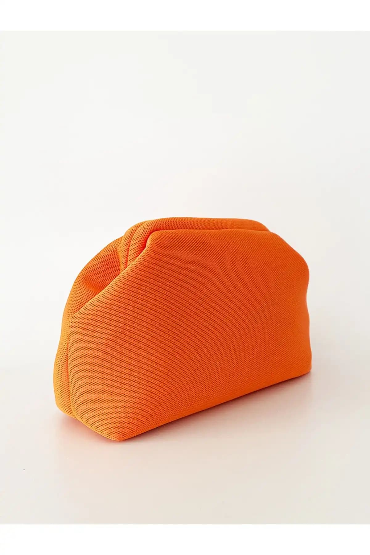 HEYBE'S Kadın Renkli Clutch Çanta Modelleri Günlük ve Şık Kullanım İçin 1