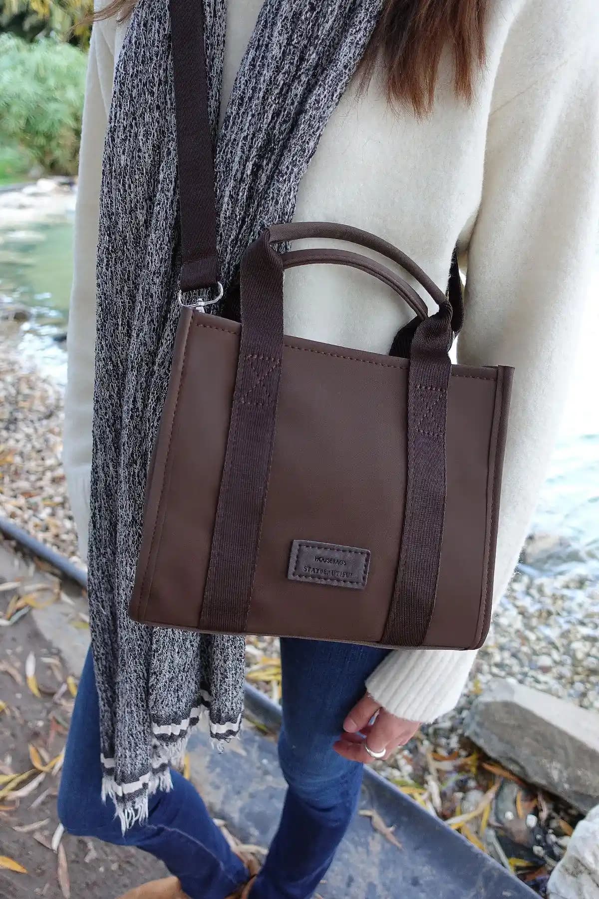 Housebags Kadın Kahverengi Suya Dayanıklı Tote Çanta Günlük Kullanım İçin Uygun