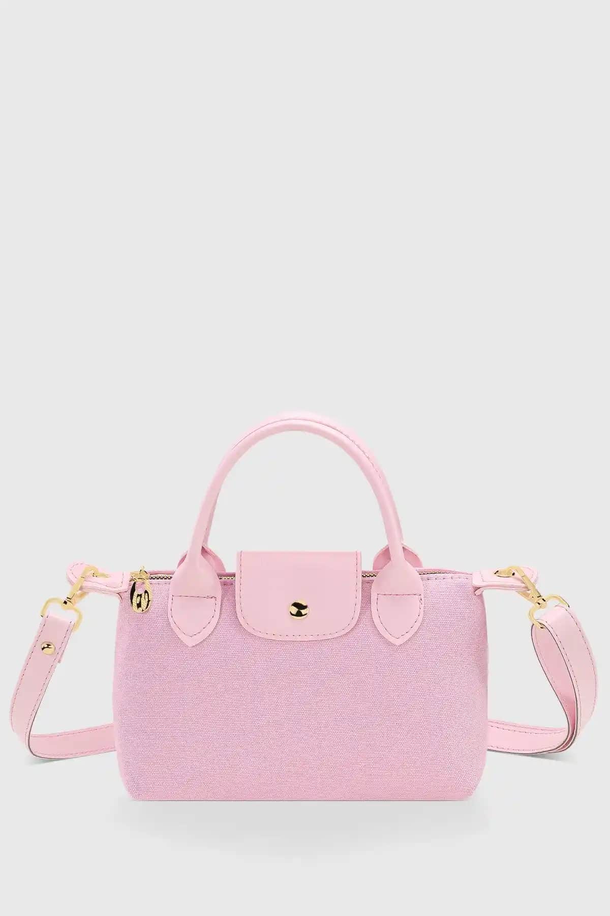 Housebags Pembe Kanvas ve Shaka Mint Yeşil Çanta Karşılaştırması: Özellikleri ve Kullanıcı Yorumları