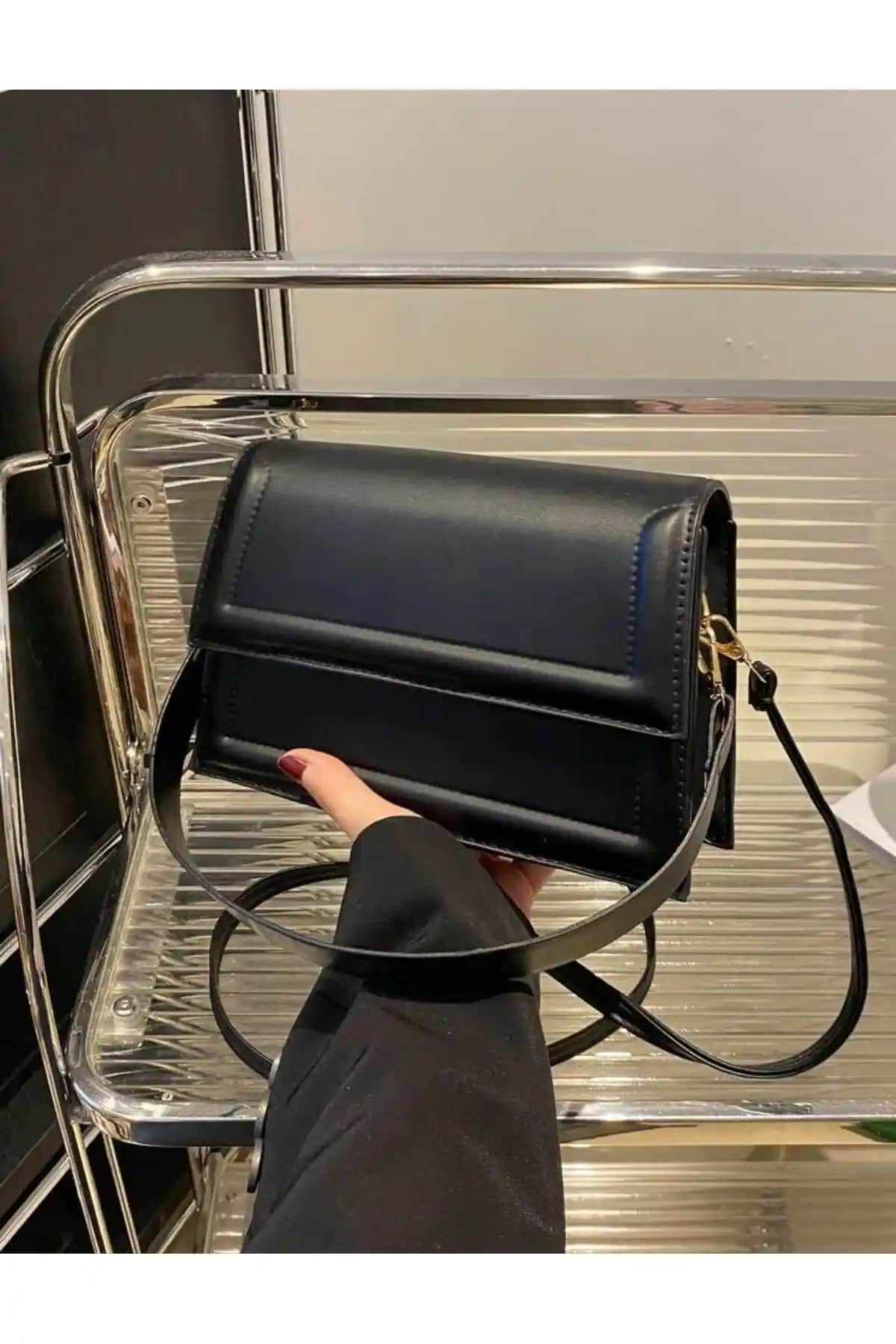 İAMBTŞY ve PurpleART Kadın Çantaları Karşılaştırması ve Kullanıcı Yorumları