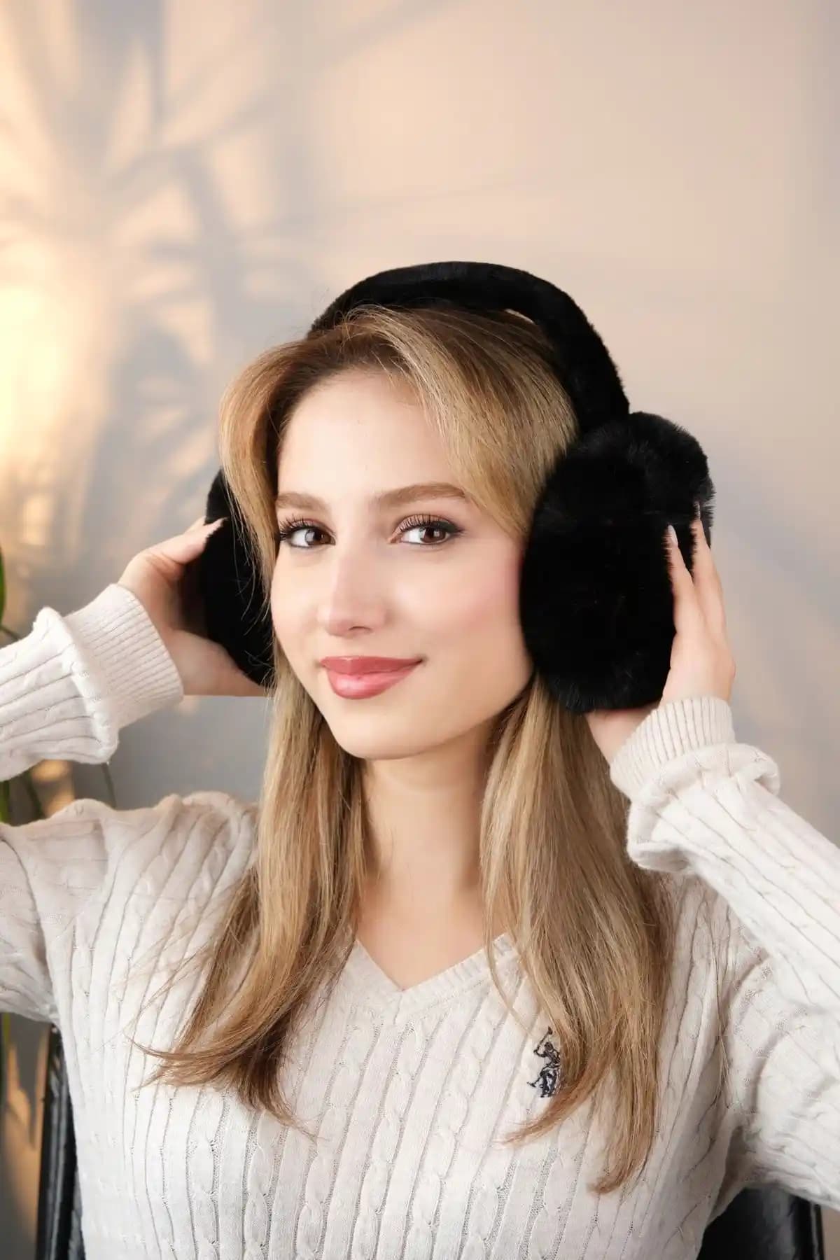 Jack Ferrero Soft Peluş Katlanabilir Kulaklık Kış Aylarında Sıcak ve Şık Koruma Sağlar