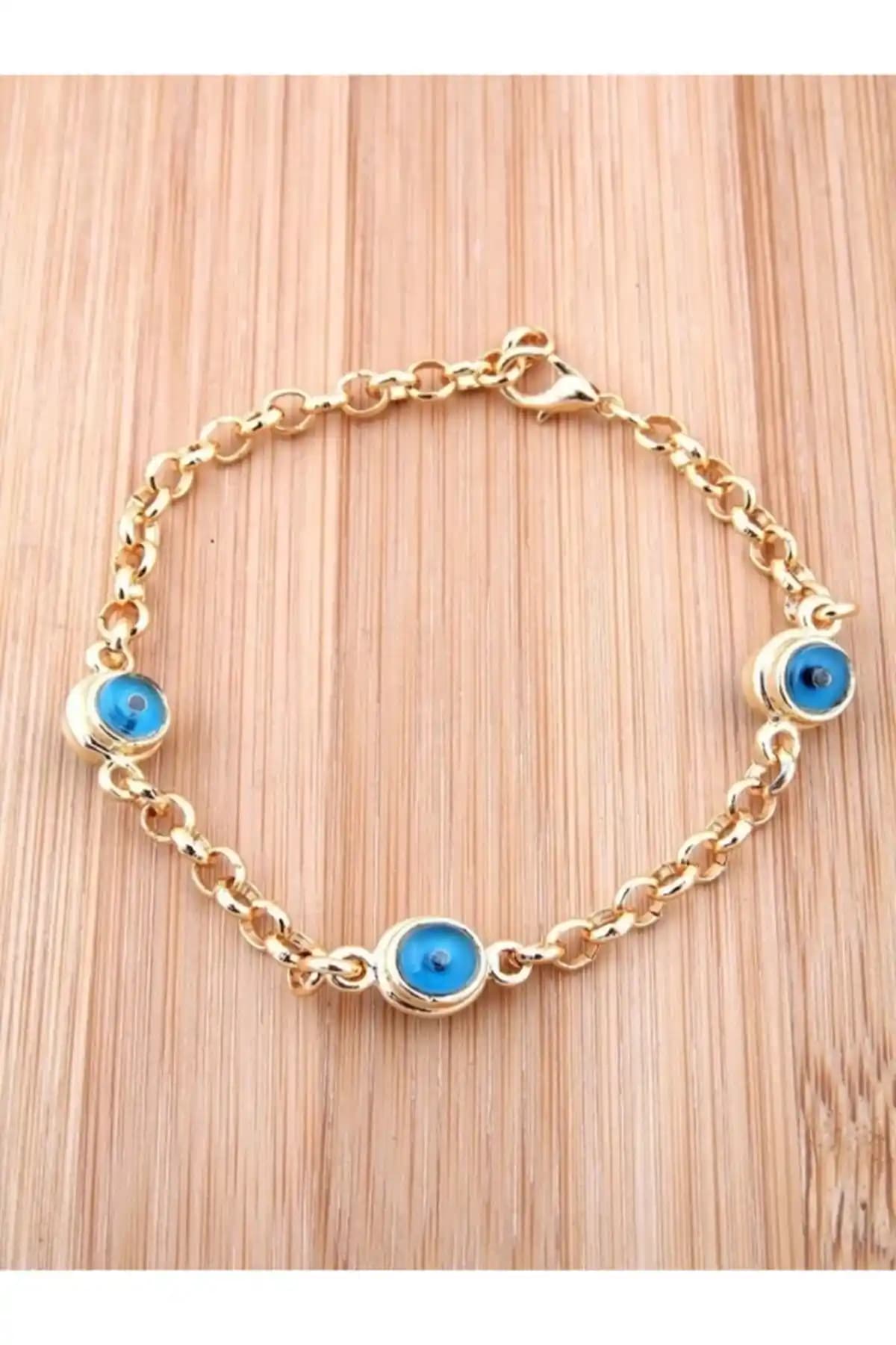 Jack Ferrero ve Jenny Daphne Kadın Bileklikleri Karşılaştırması: Şıklık ve Zarafet İçin En İyi Seçenekler