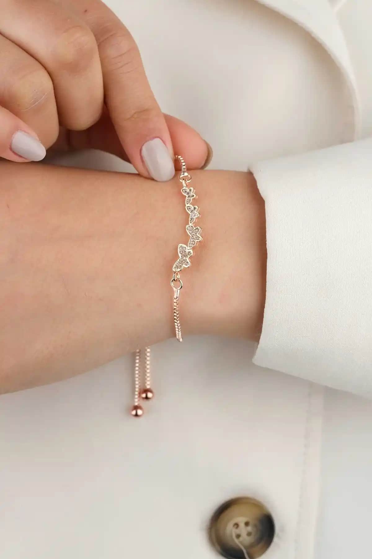 Jack Ferrero ve Naturel Tılsım Bileklikleri Karşılaştırması: Malzeme ve Tasarım Farkları