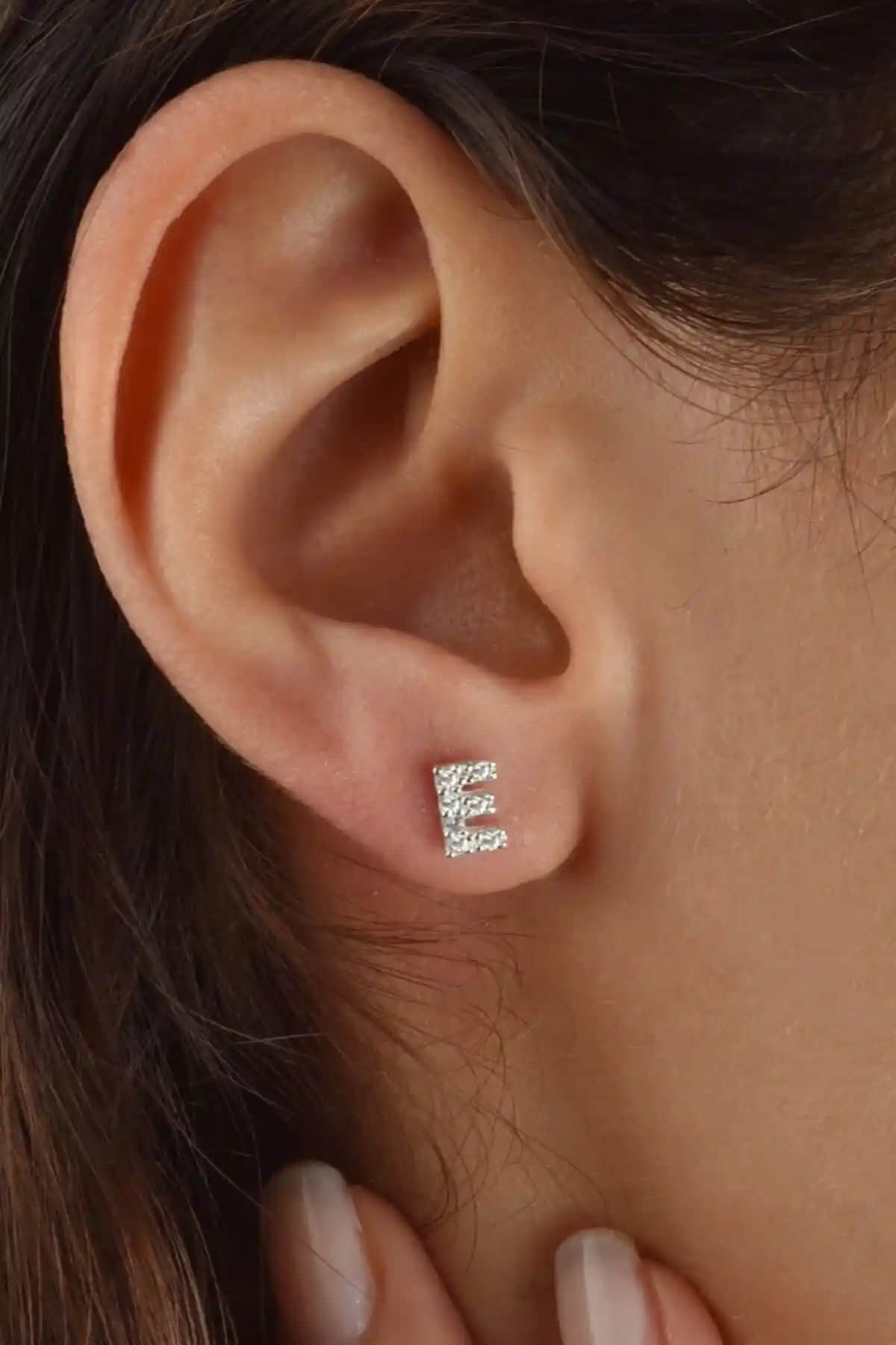 Jelux Silver 925 Ayar Gümüş Zirkon Taşlı Tekli Küpe Karşılaştırması