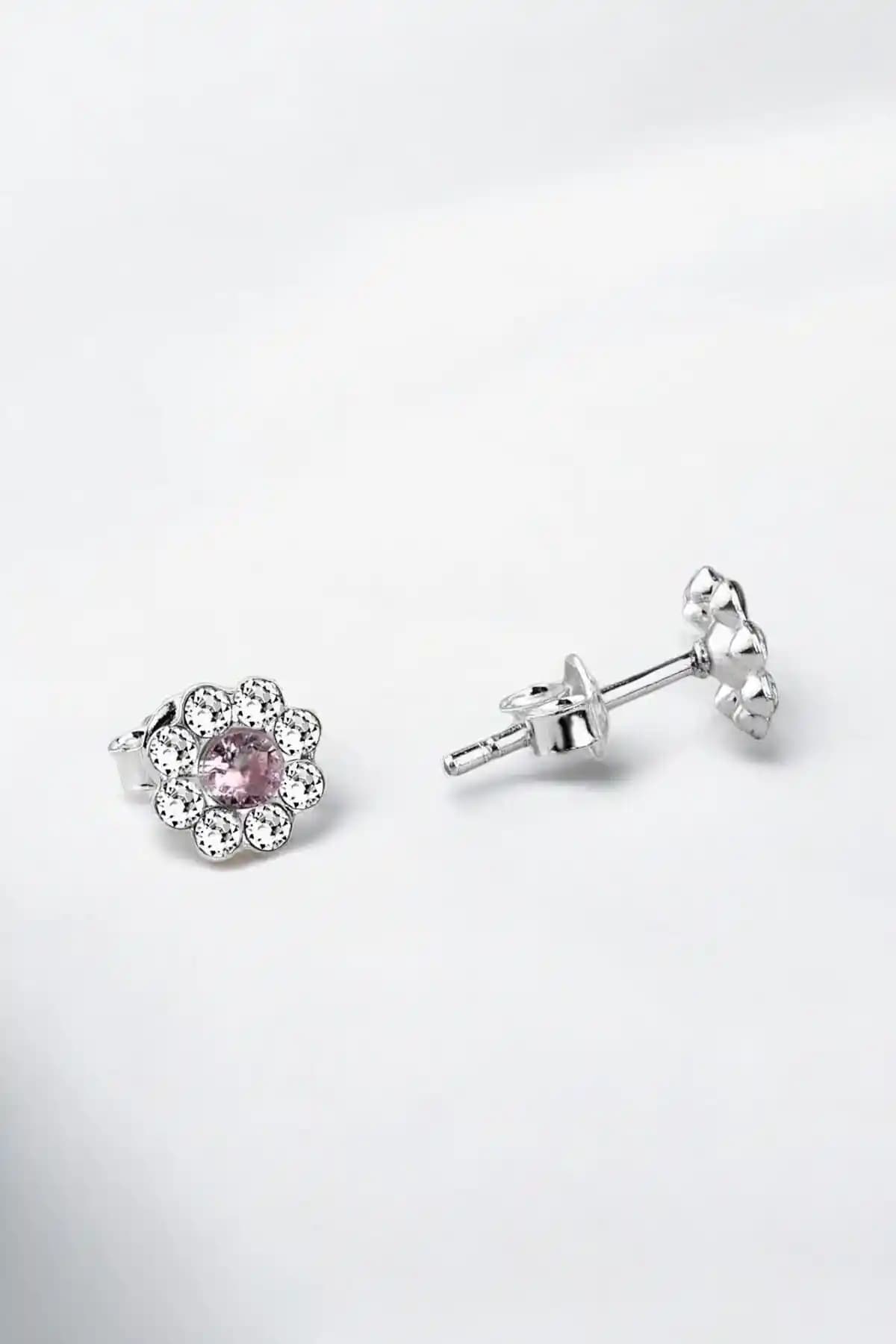 Jelux Silver ve Silvano Jewelry Gümüş Küpe Karşılaştırması: Tasarım ve Kalite Analizi