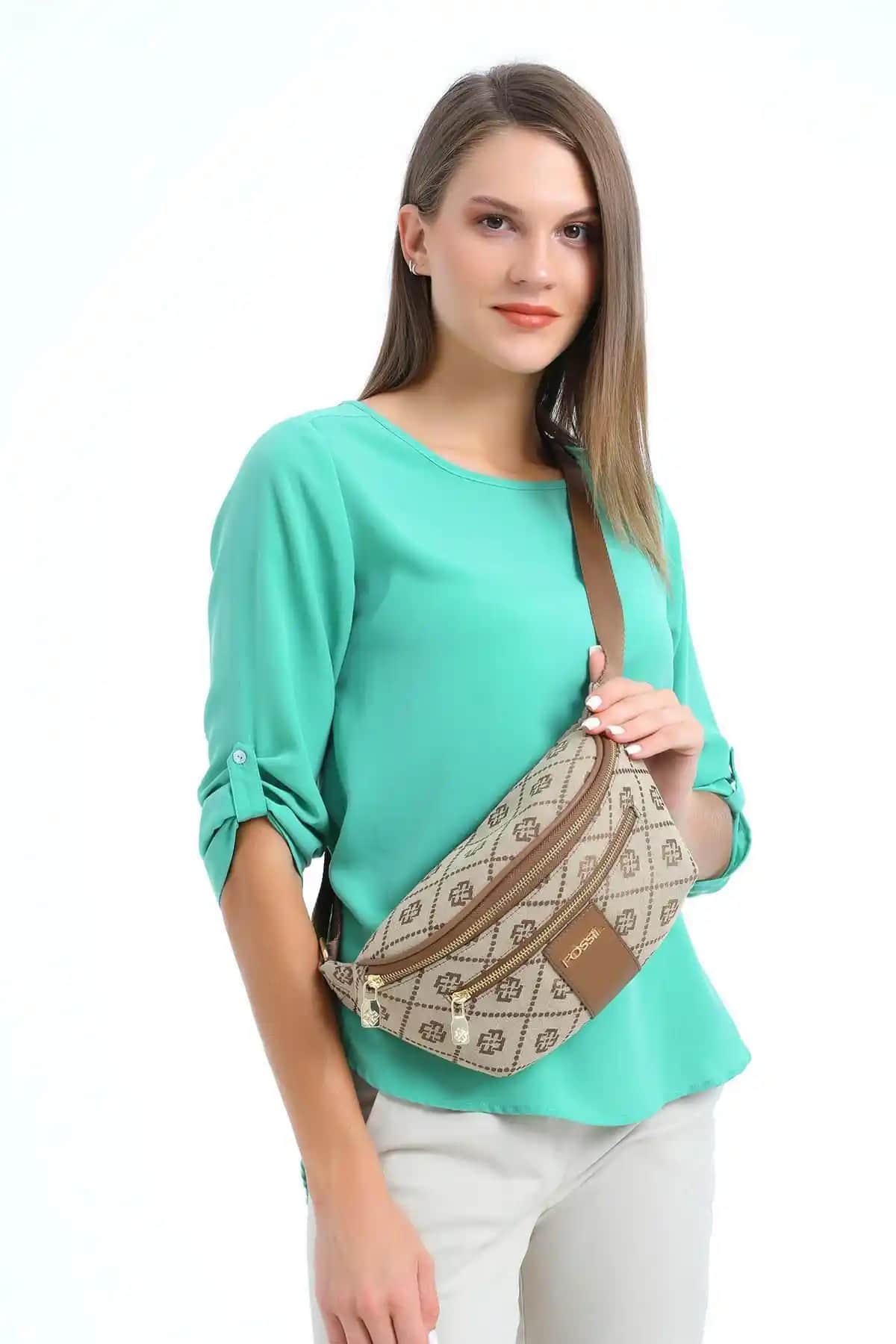 Kadın Bel Çantası Karşılaştırması: Fossil ve Pierre Cardin Modellerinin Özellikleri