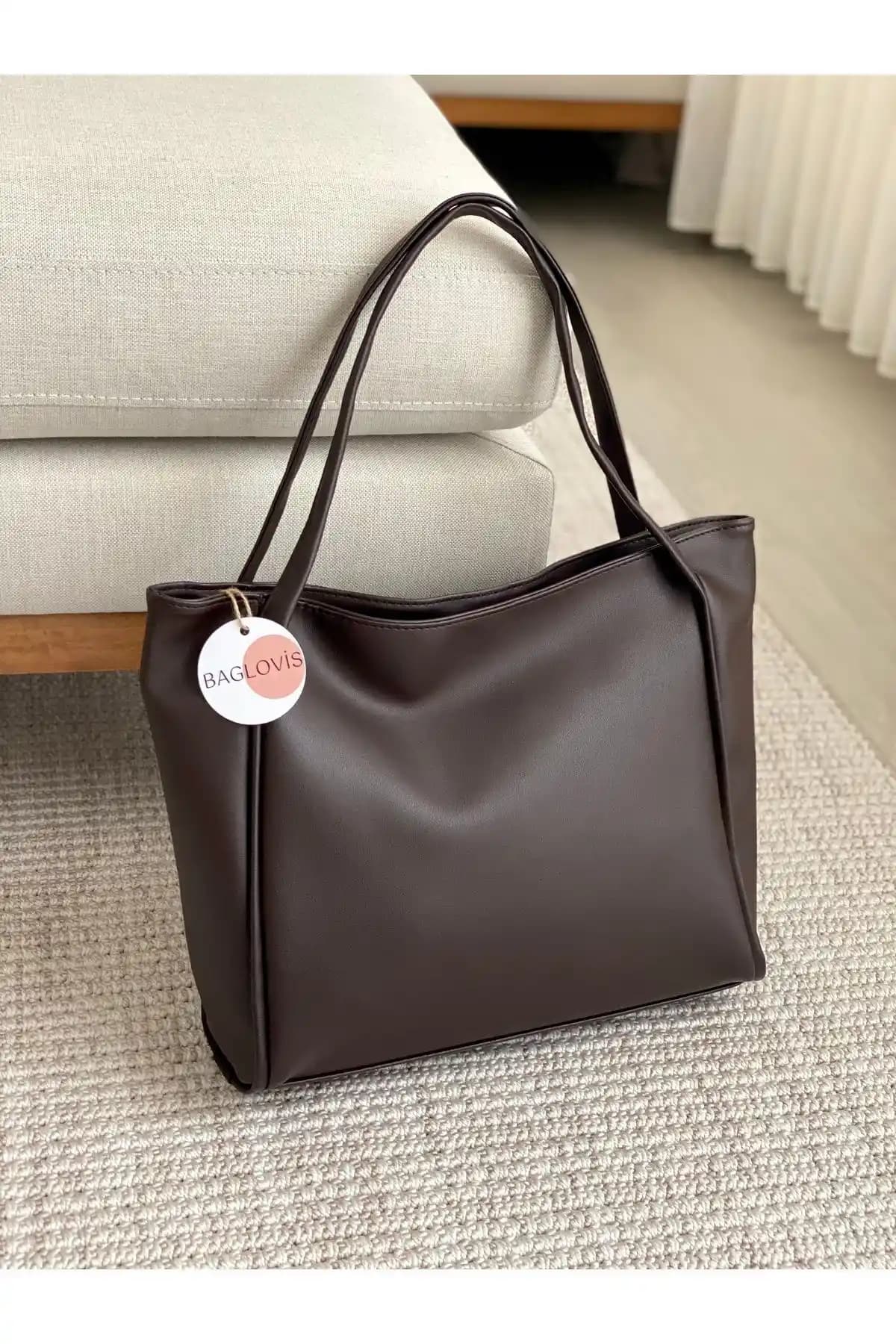 Kadın Çantası Karşılaştırması: BAGLOVİS ve Yuka Atelier Nou Modellerinin Özellikleri