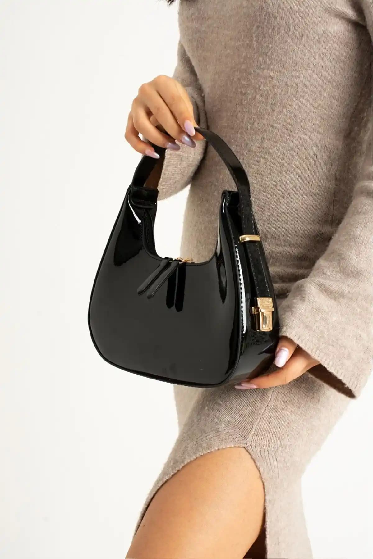 Kadın Çantası Karşılaştırması: Genel Markalar ve Rimense Modellerinin Özellikleri