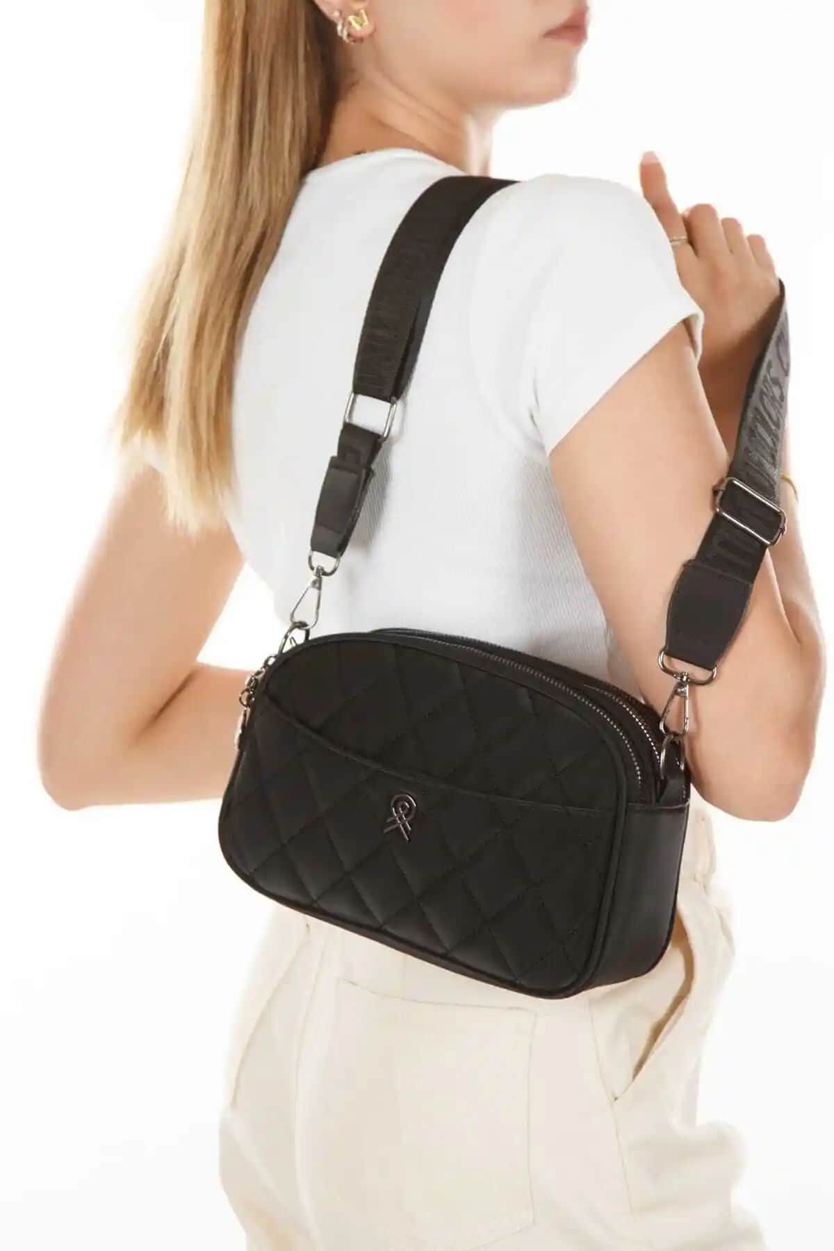 Kadın Çantası Karşılaştırması: Yuppy Club ve SDL Leather Modellerinin Özellikleri