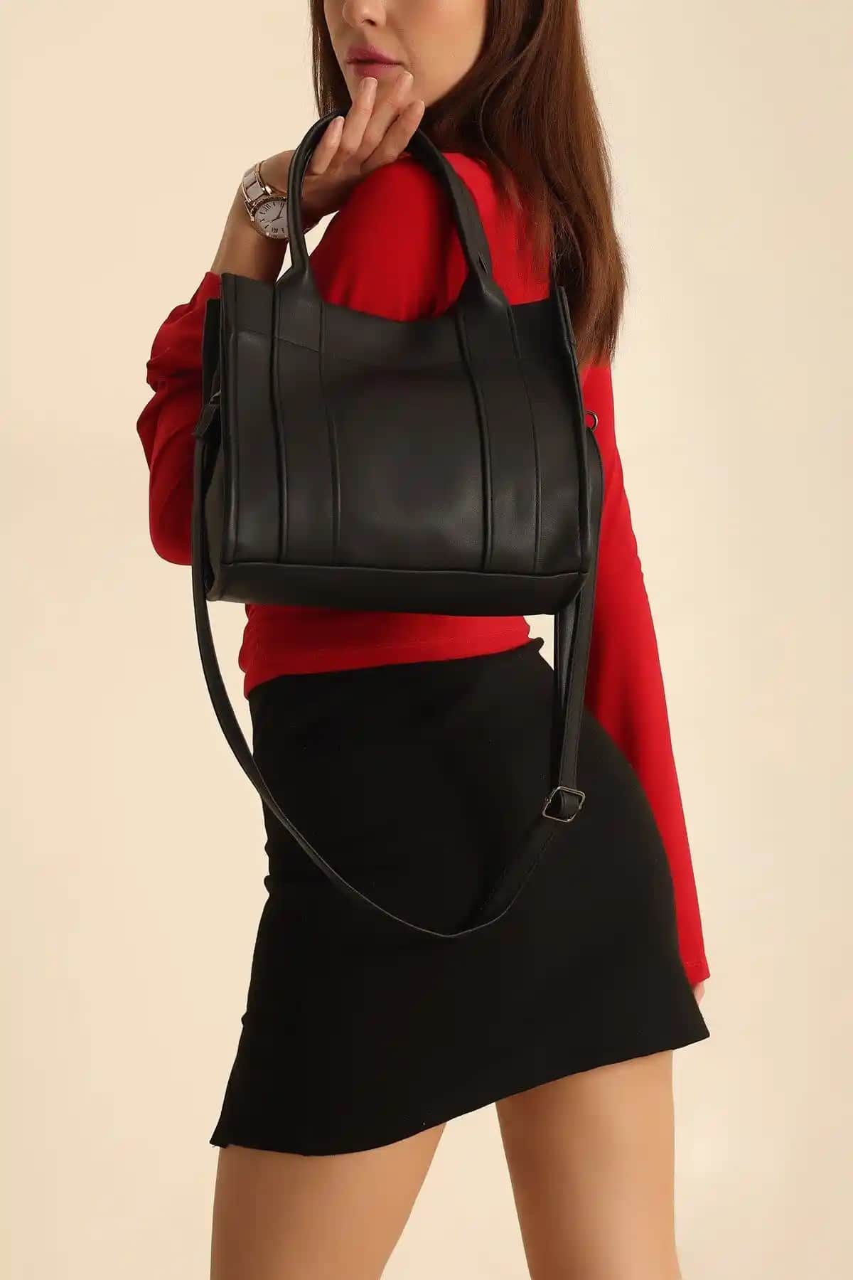 Kadın Günlük Kullanım İçin Suni Deri Tote Çantalar Karşılaştırması