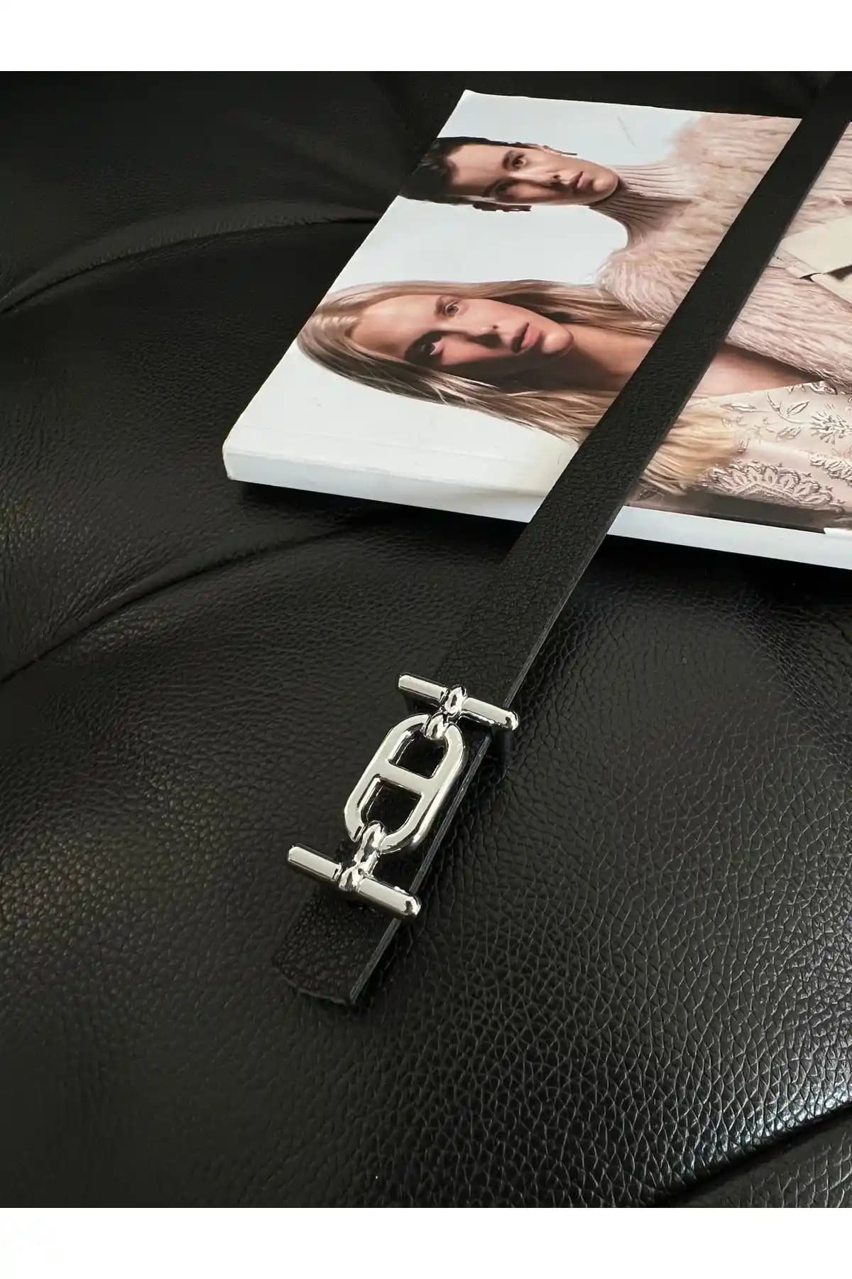 Kadın Kemerleri Karşılaştırması: Fiori Gümsü ve Uzun Siyah İnce Kemerler