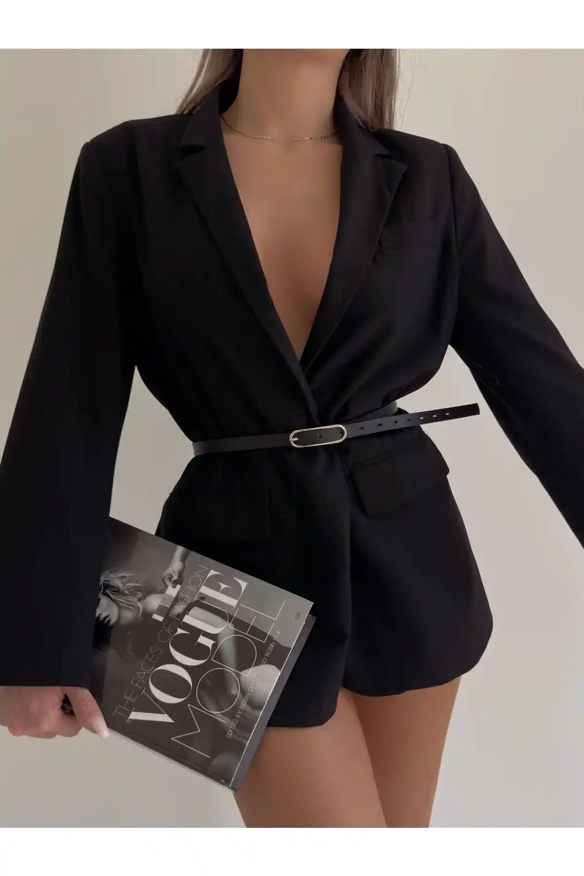 Kadın Kemerleri Karşılaştırması: Siyah, Altın Tokalı ve Zarif Tasarımlar