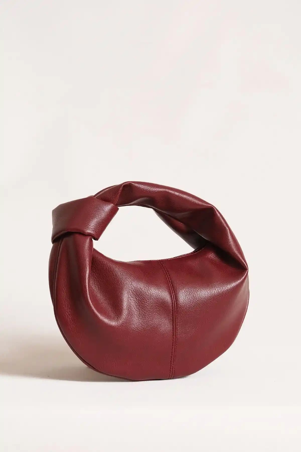 Kadın Mini Jordie El Çantası Karşılaştırması: Bordo ve Kahverengî Modellerinin Özellikleri