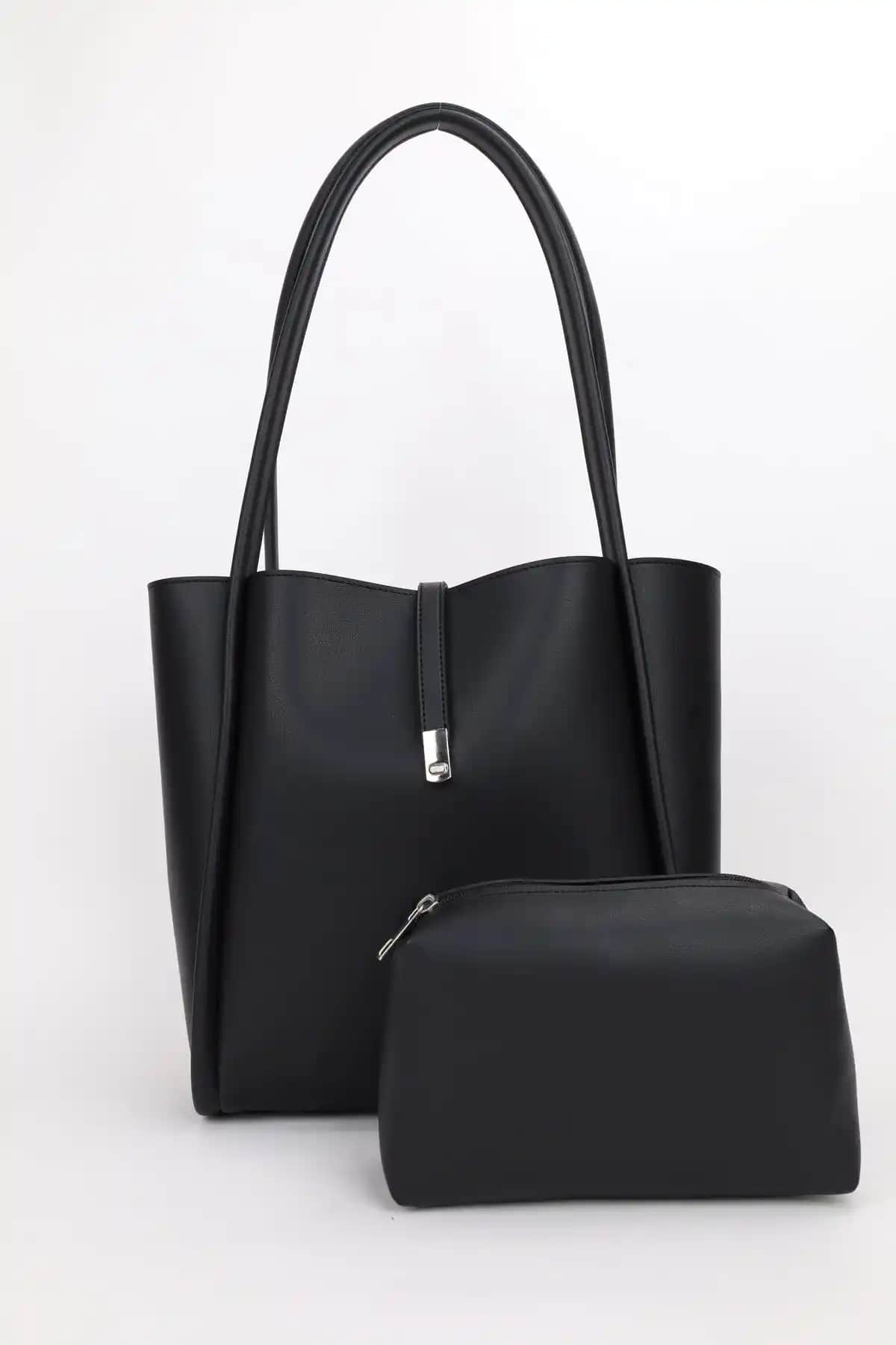 Kadın Siyah Mıknatıs Kapamalı Şık ve Fonksiyonel Günlük Makyaj Çantası