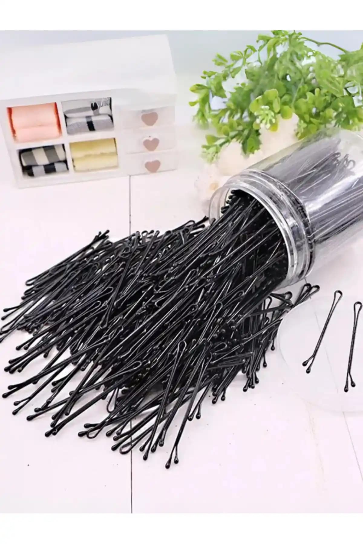 Kadın Tel Tokası: Şık ve Dayanıklı Saç Aksesuarları ile Stilinizde Fark Yaratın