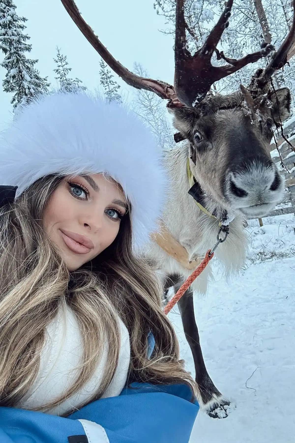 Kadınlar İçin Beyaz Kalpak: Şıklık ve İşlevselliğin Mükemmel Buluşması