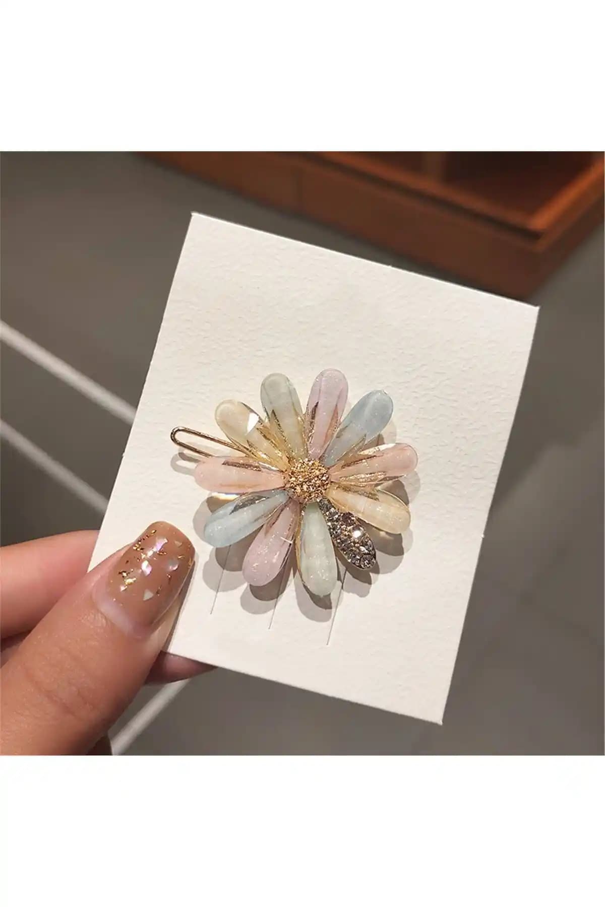 Kadınlar için Renkli ve Sevimli Çiçekli Saç Tokası Detaylı İnceleme ve Kullanım Tavsiyeleri